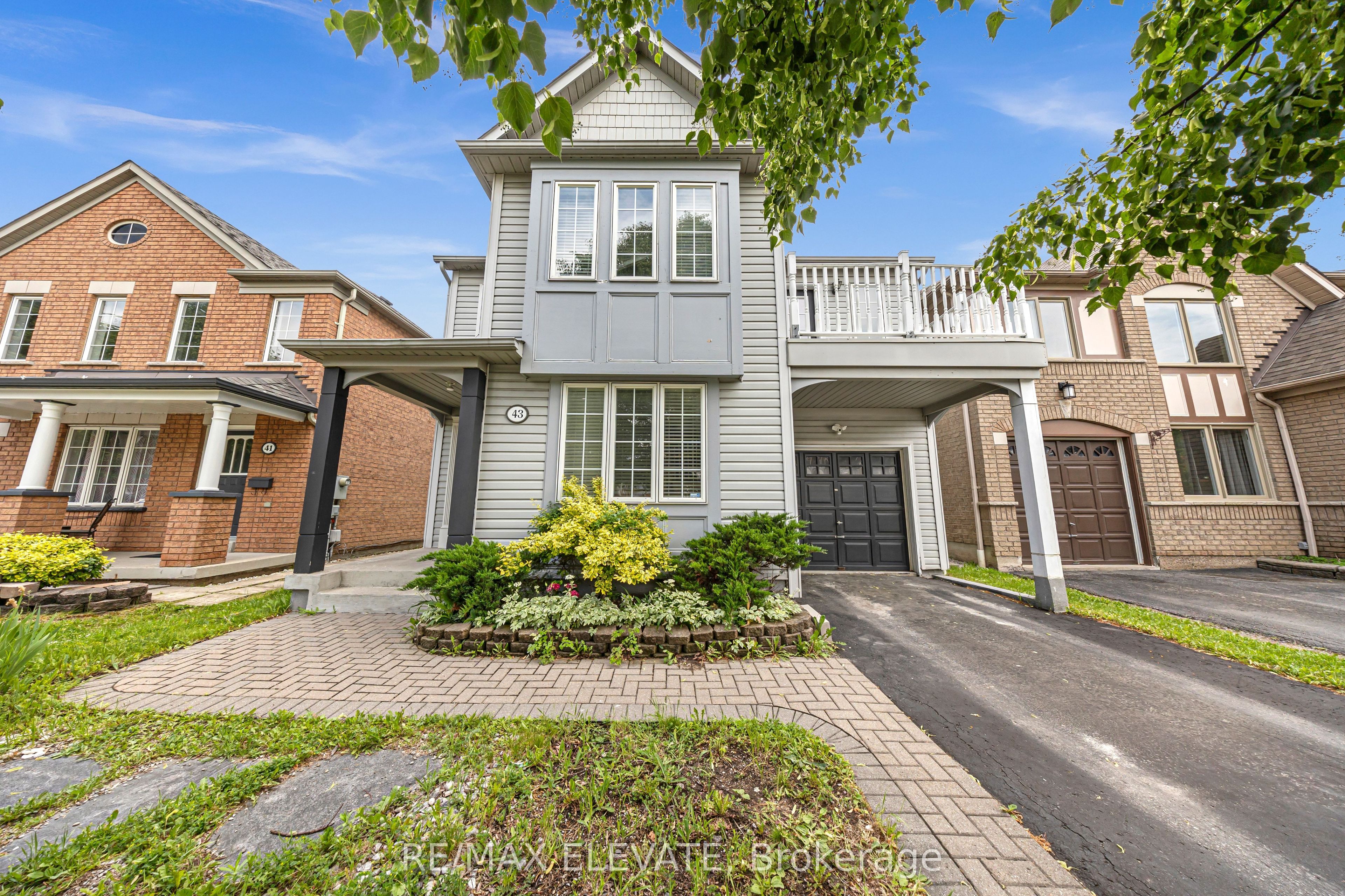 43 Mcsweeney Crescent Property Photo 2