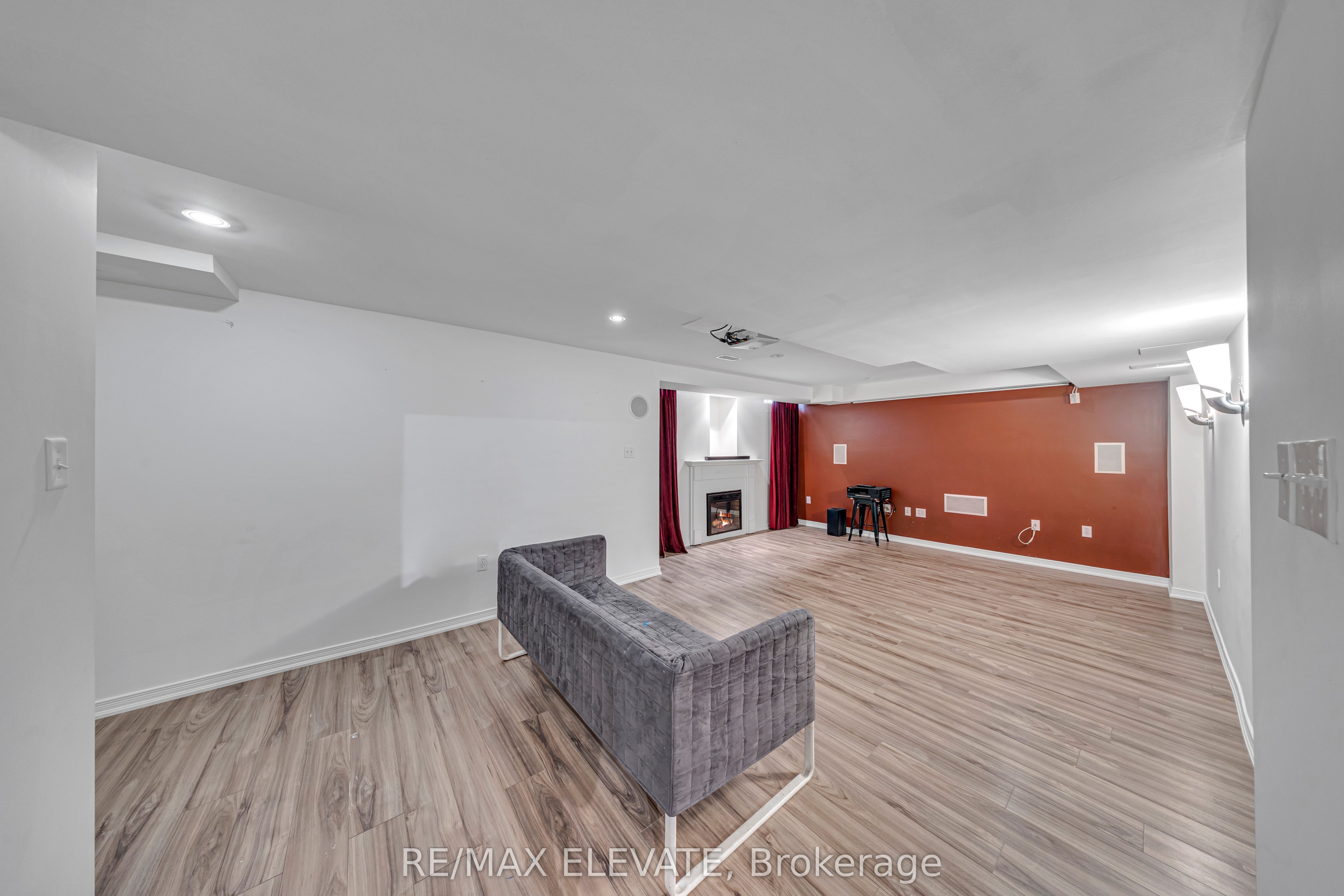 43 Mcsweeney Crescent Property Photo 37