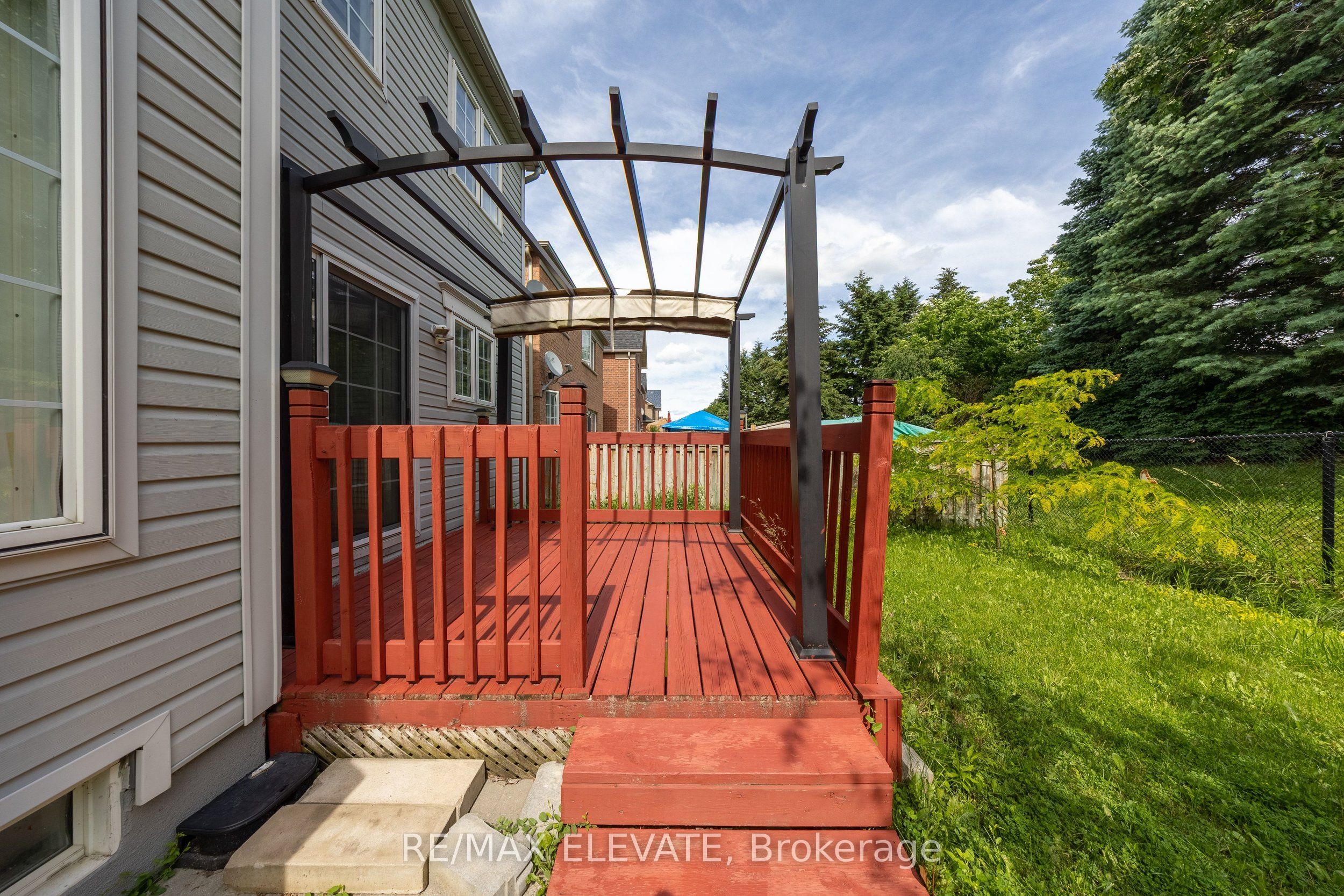 43 Mcsweeney Crescent Property Photo 42