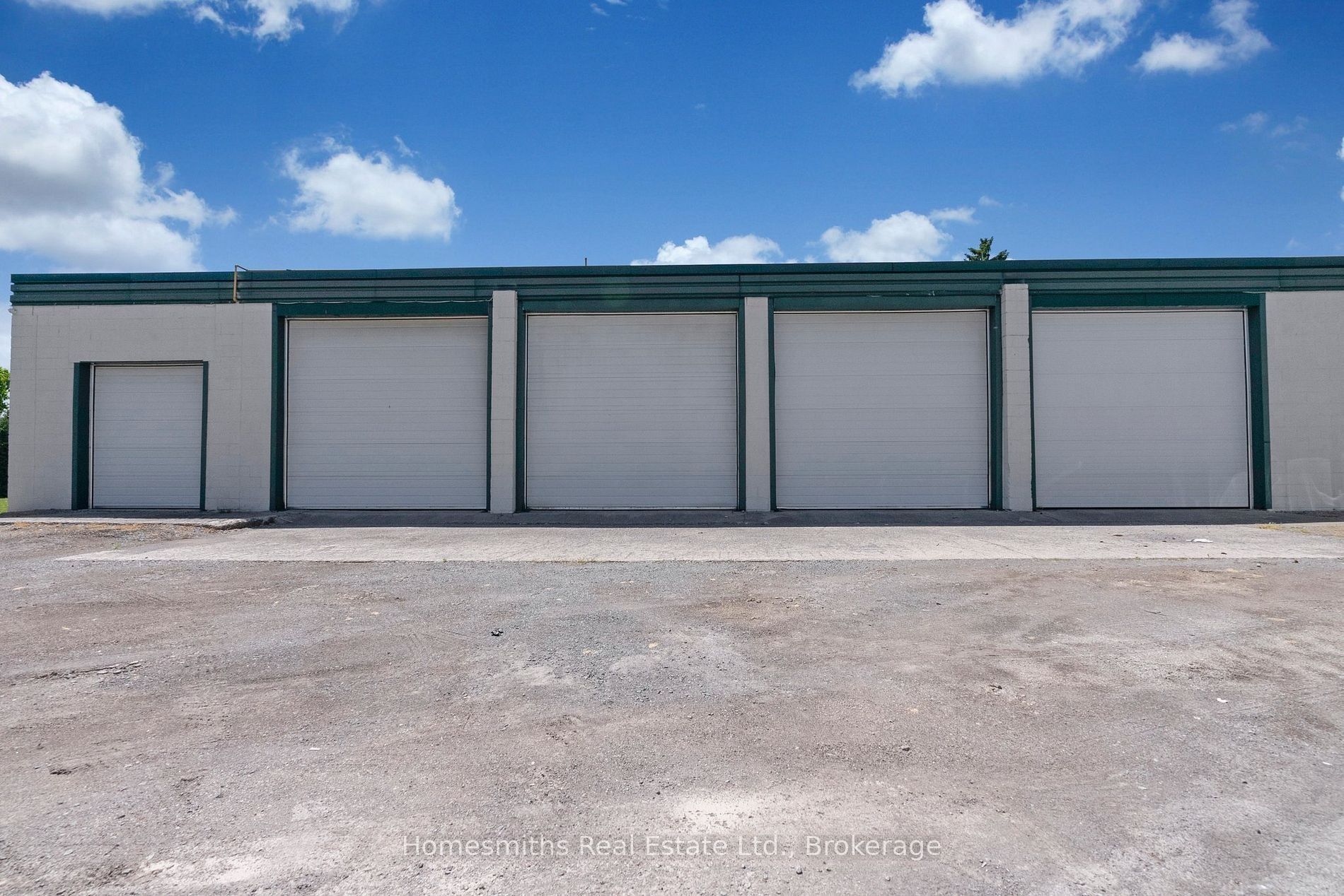 9 Cobbledick Street Property Photo 4