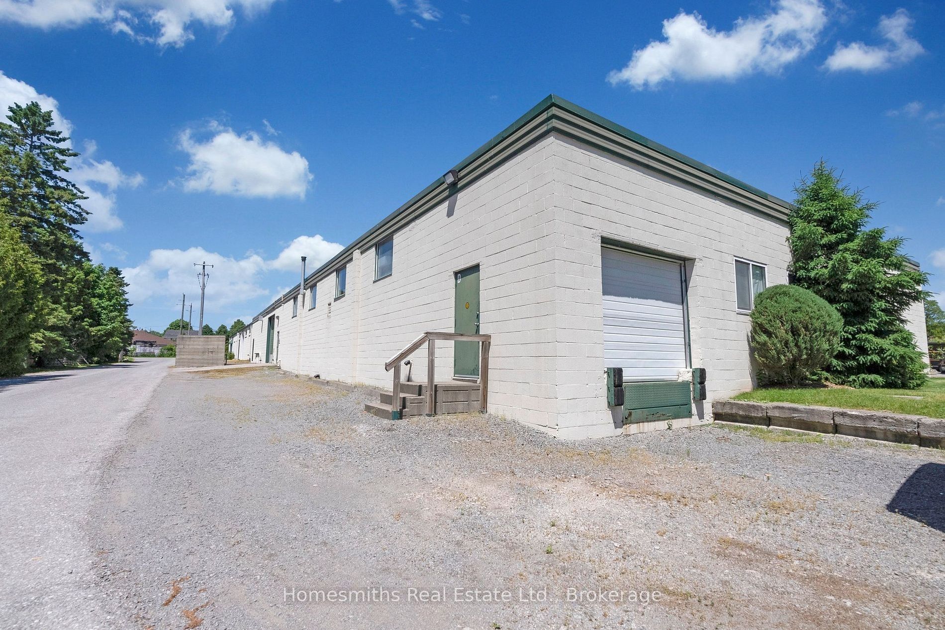 9 Cobbledick Street Property Photo 5