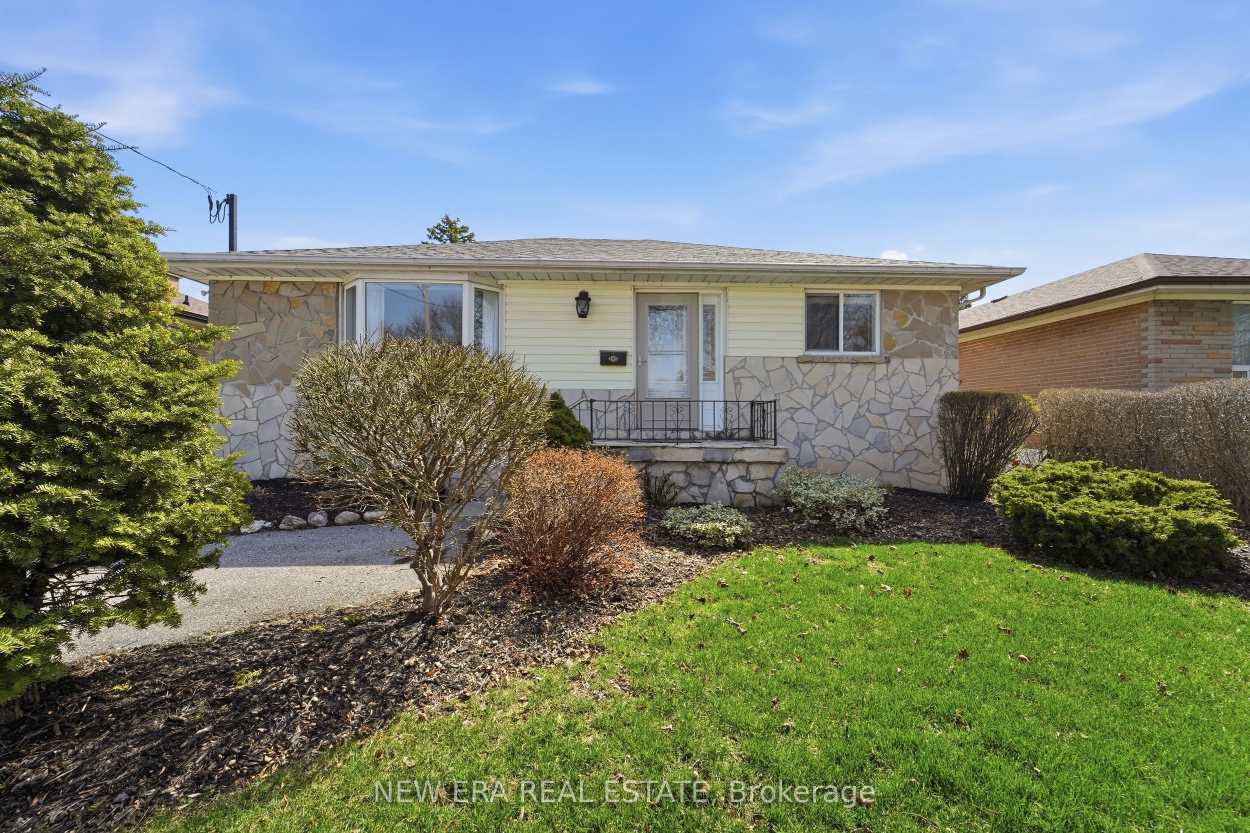 1451 Bala Drive Property Photo 2