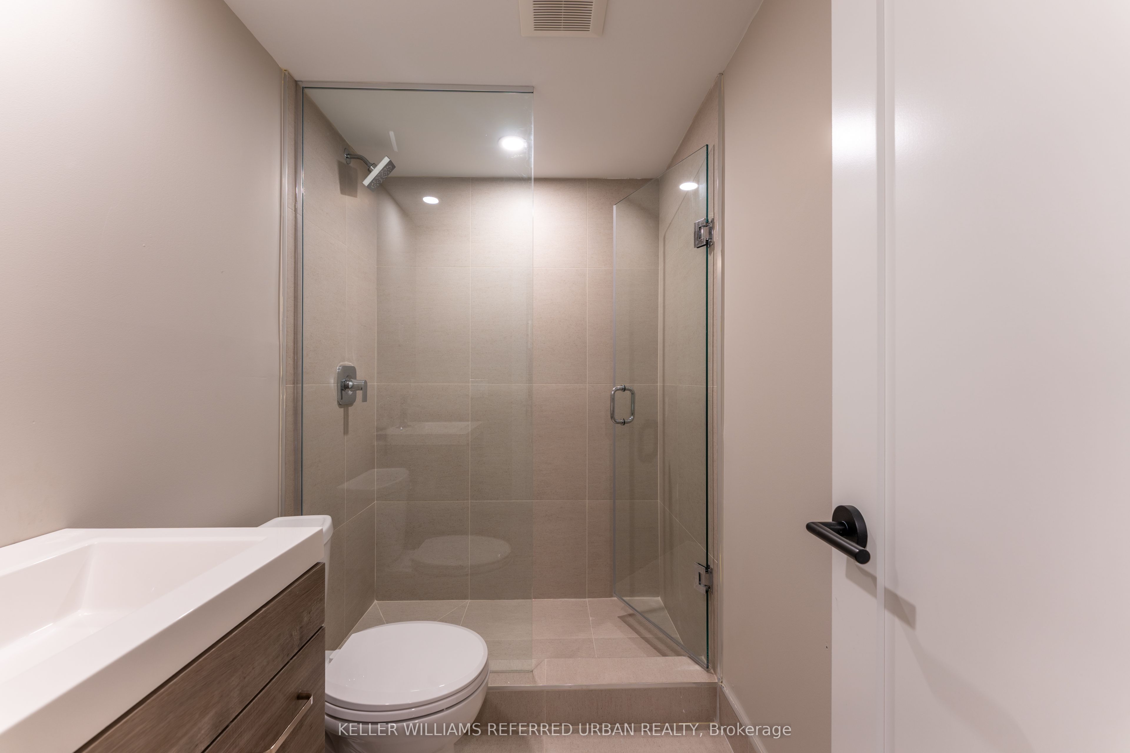 352 Jones Avenue 1 Property Photo 11