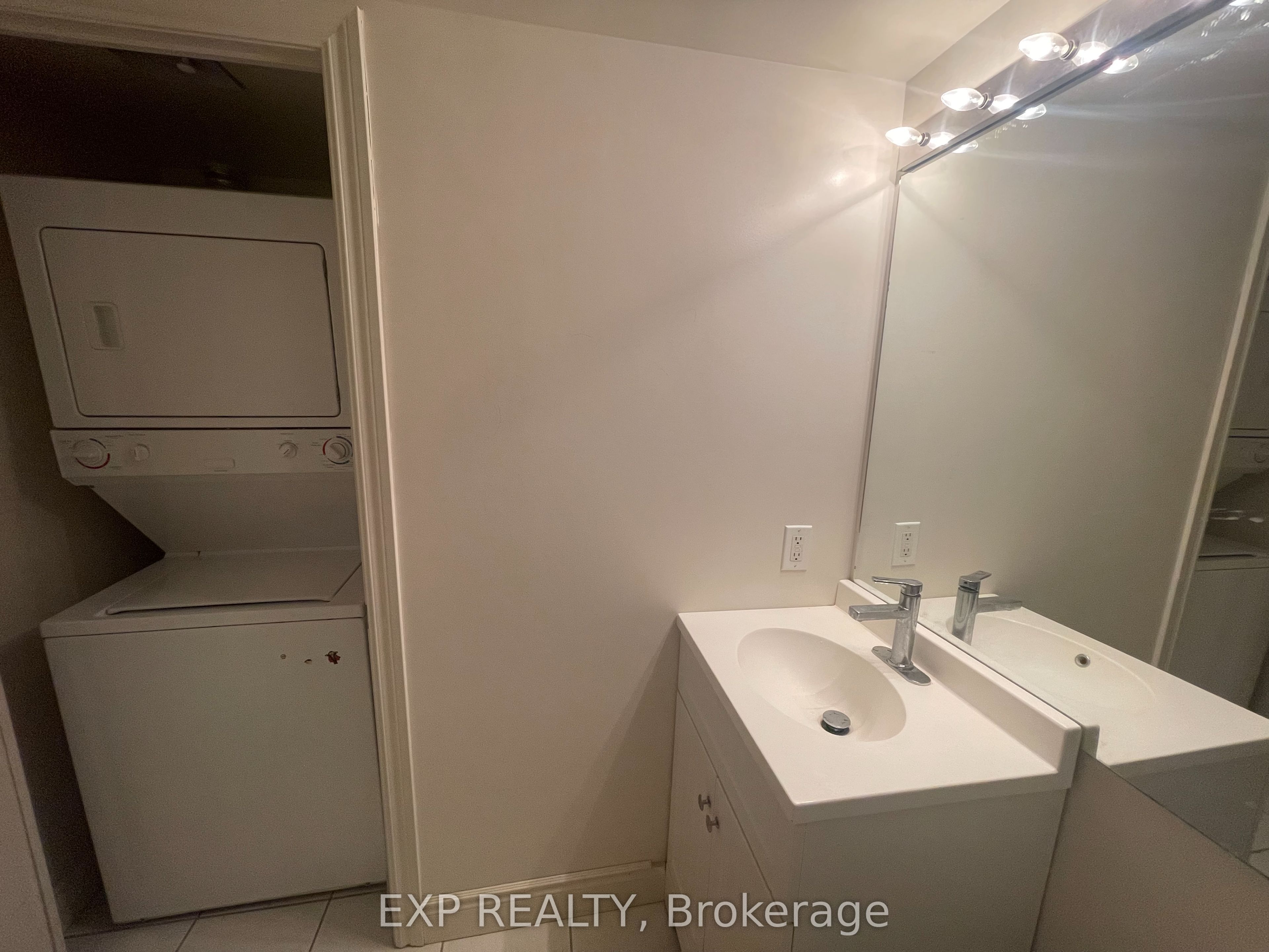 50 Brian Harrison Way 2810 Property Photo 21