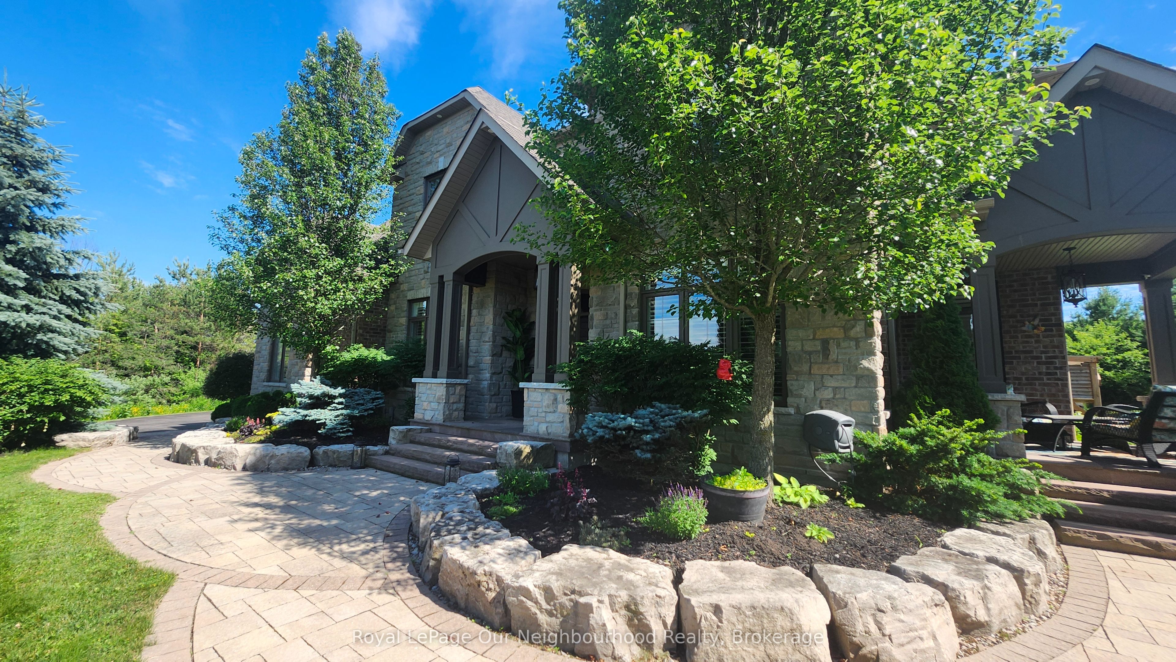 9 Powers Court Property Photo 1
