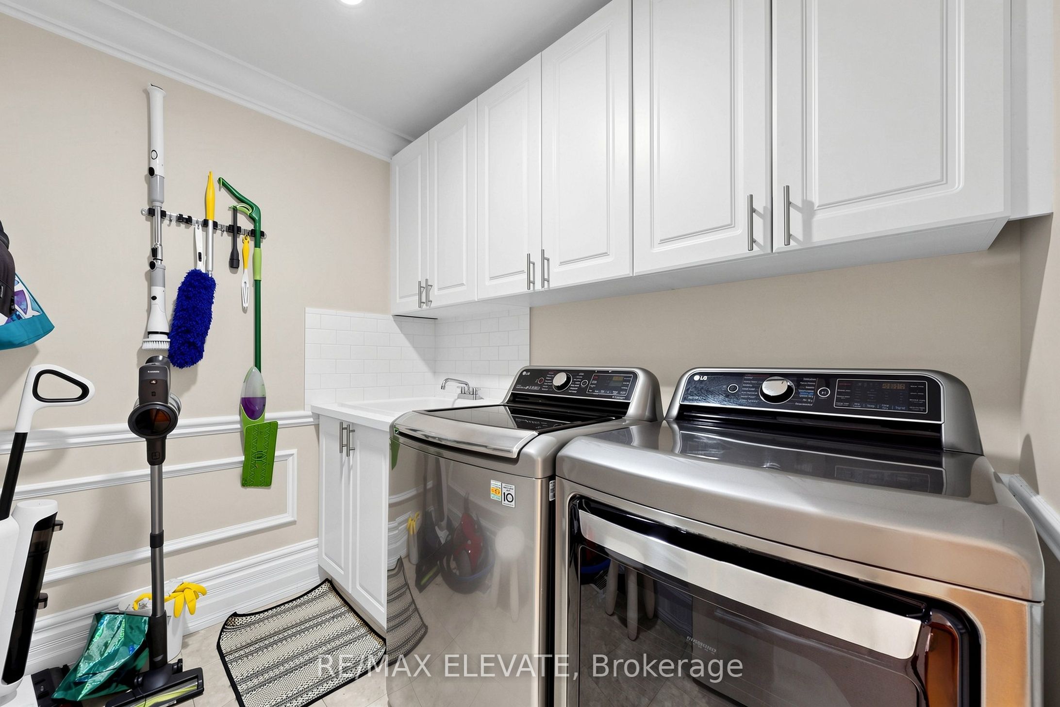11 Joshua Boulevard Property Photo 21