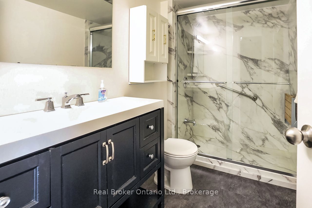 50 E Richmond Street E 623 Property Photo 24