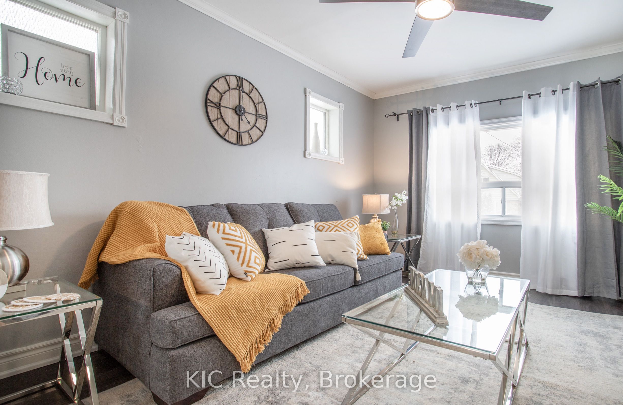 200 Oshawa Boulevard N Property Photo 4