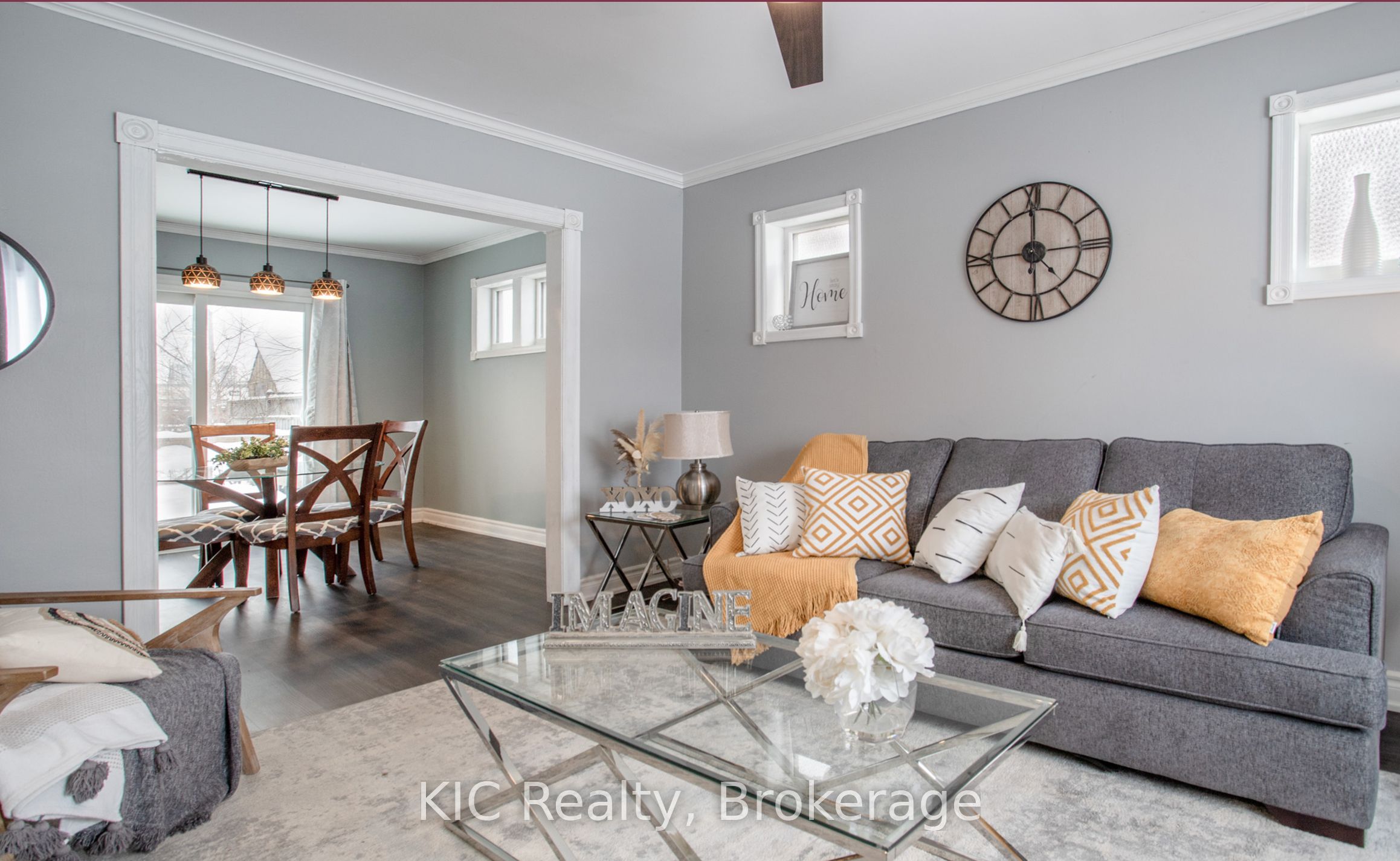 200 Oshawa Boulevard N Property Photo 6