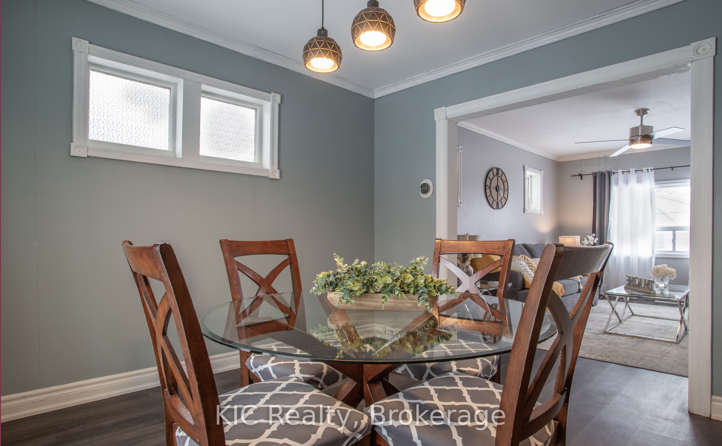 200 Oshawa Boulevard N Property Photo 7