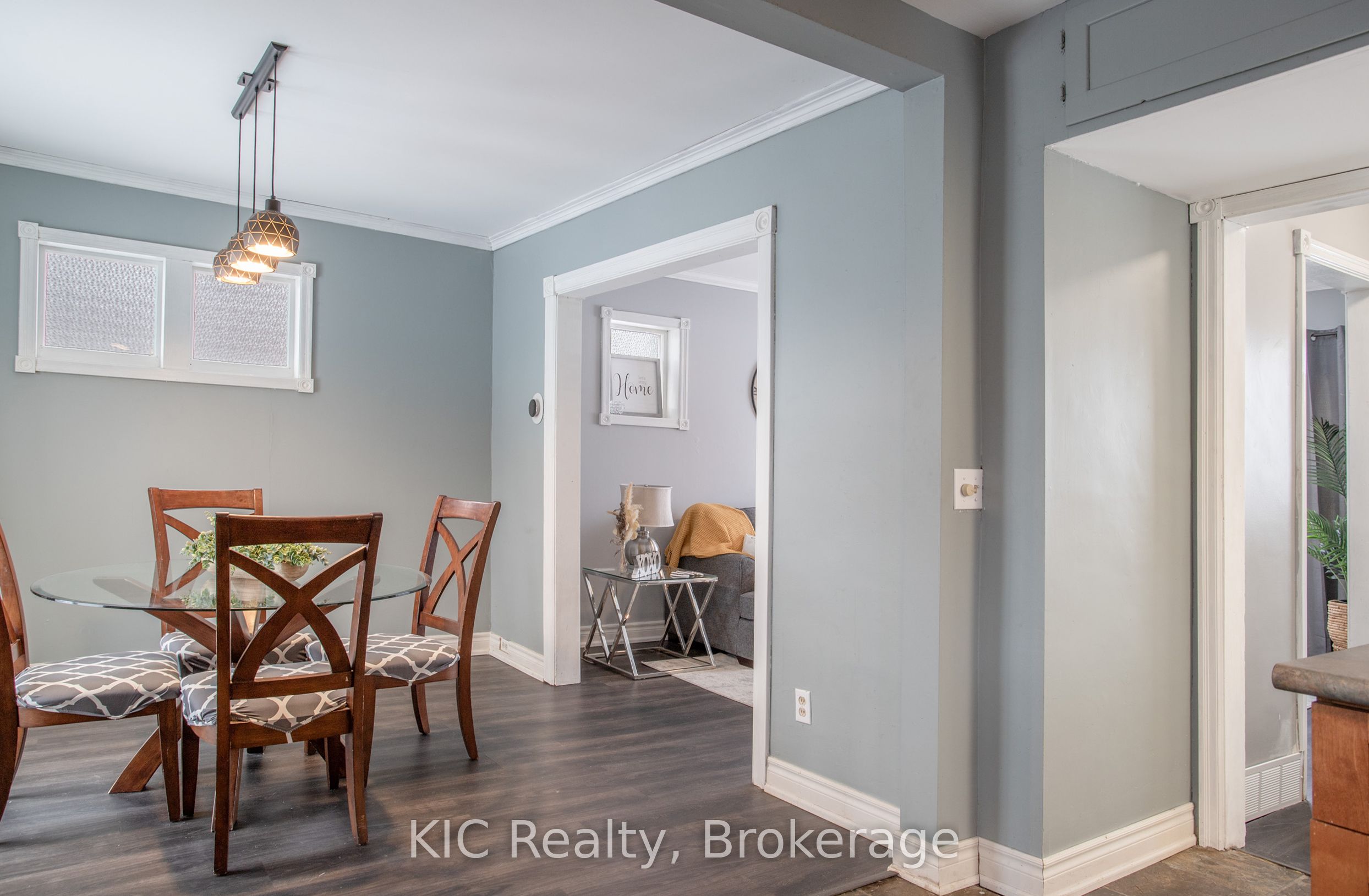 200 Oshawa Boulevard N Property Photo 11