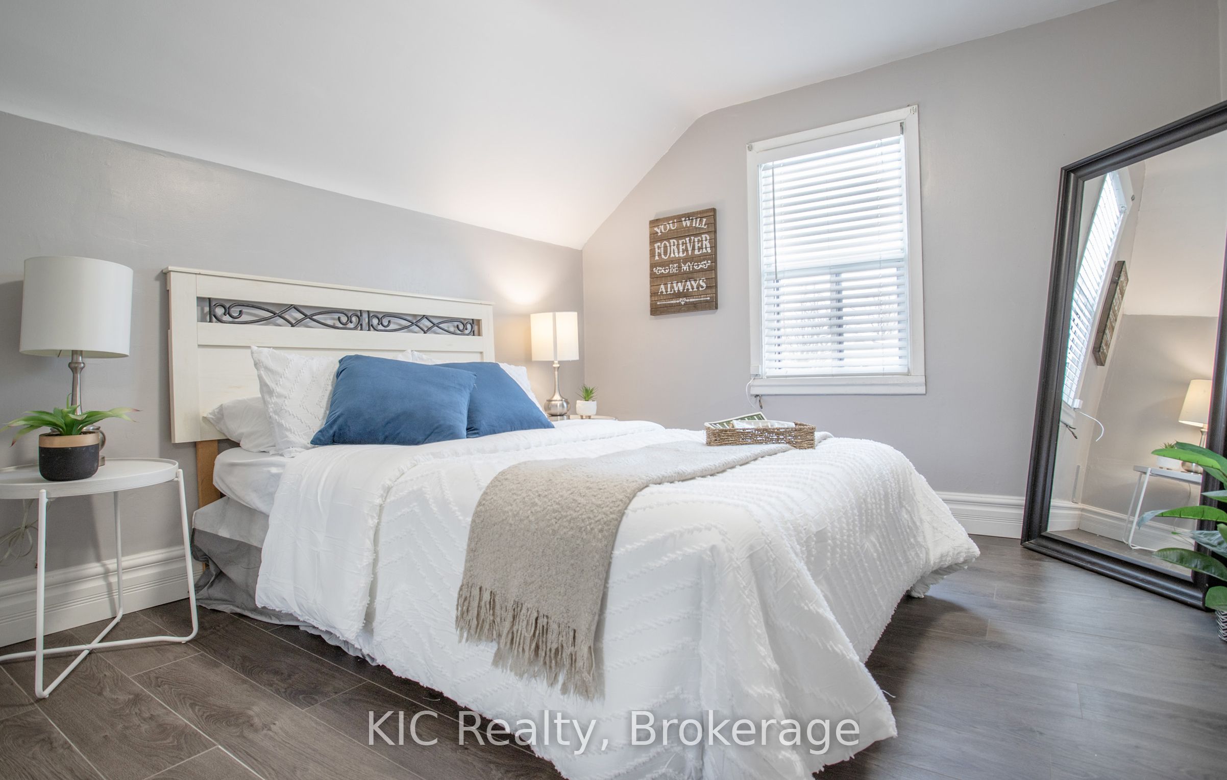 200 Oshawa Boulevard N Property Photo 18
