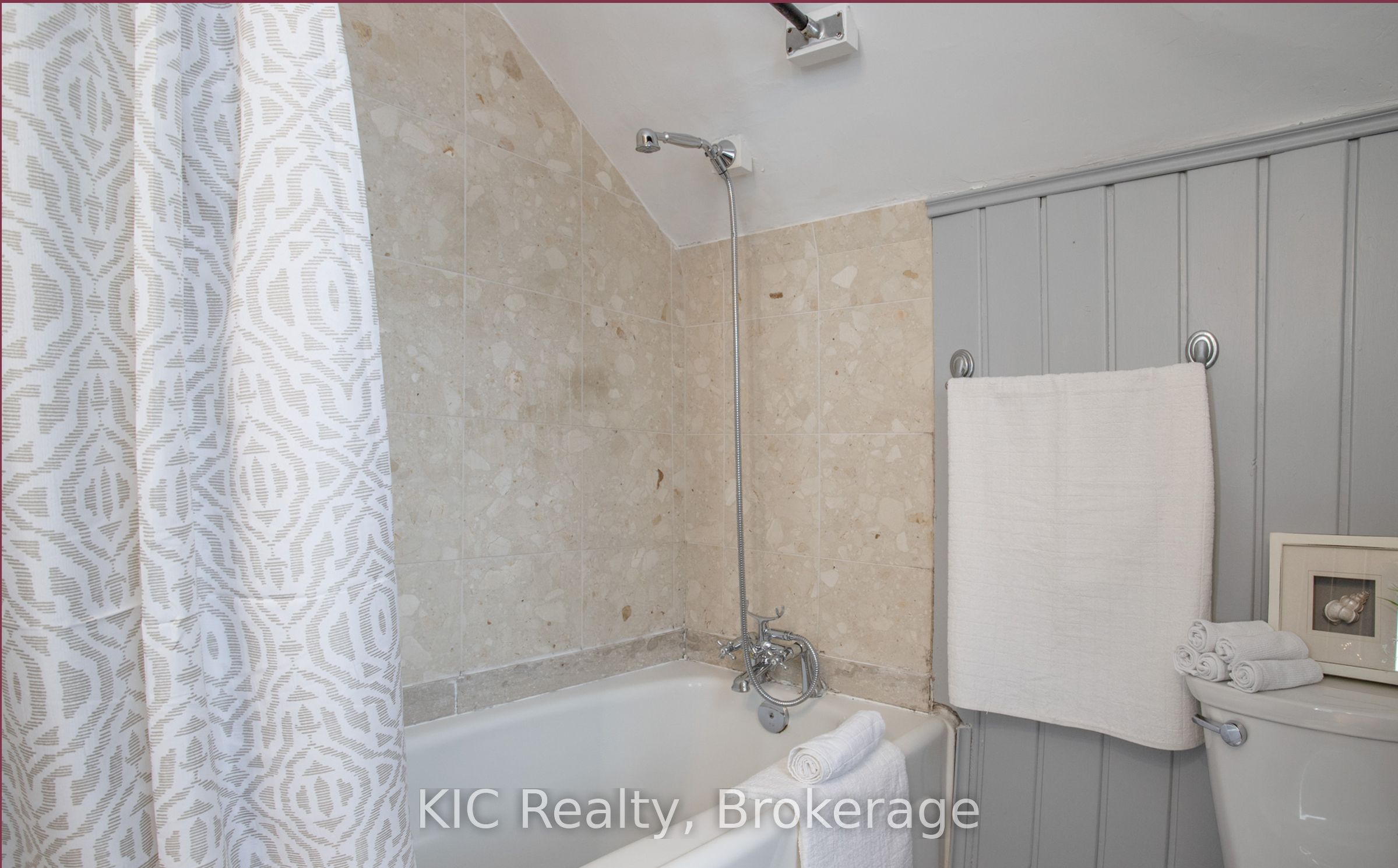 200 Oshawa Boulevard N Property Photo 20
