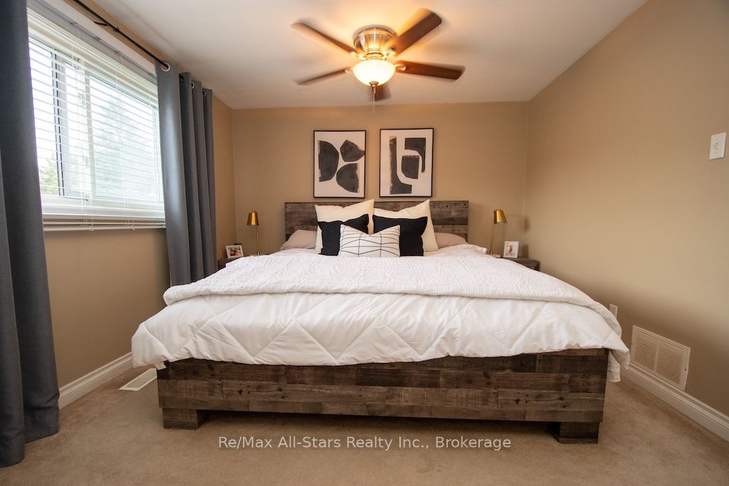 72 Martin Road 16 Property Photo 19