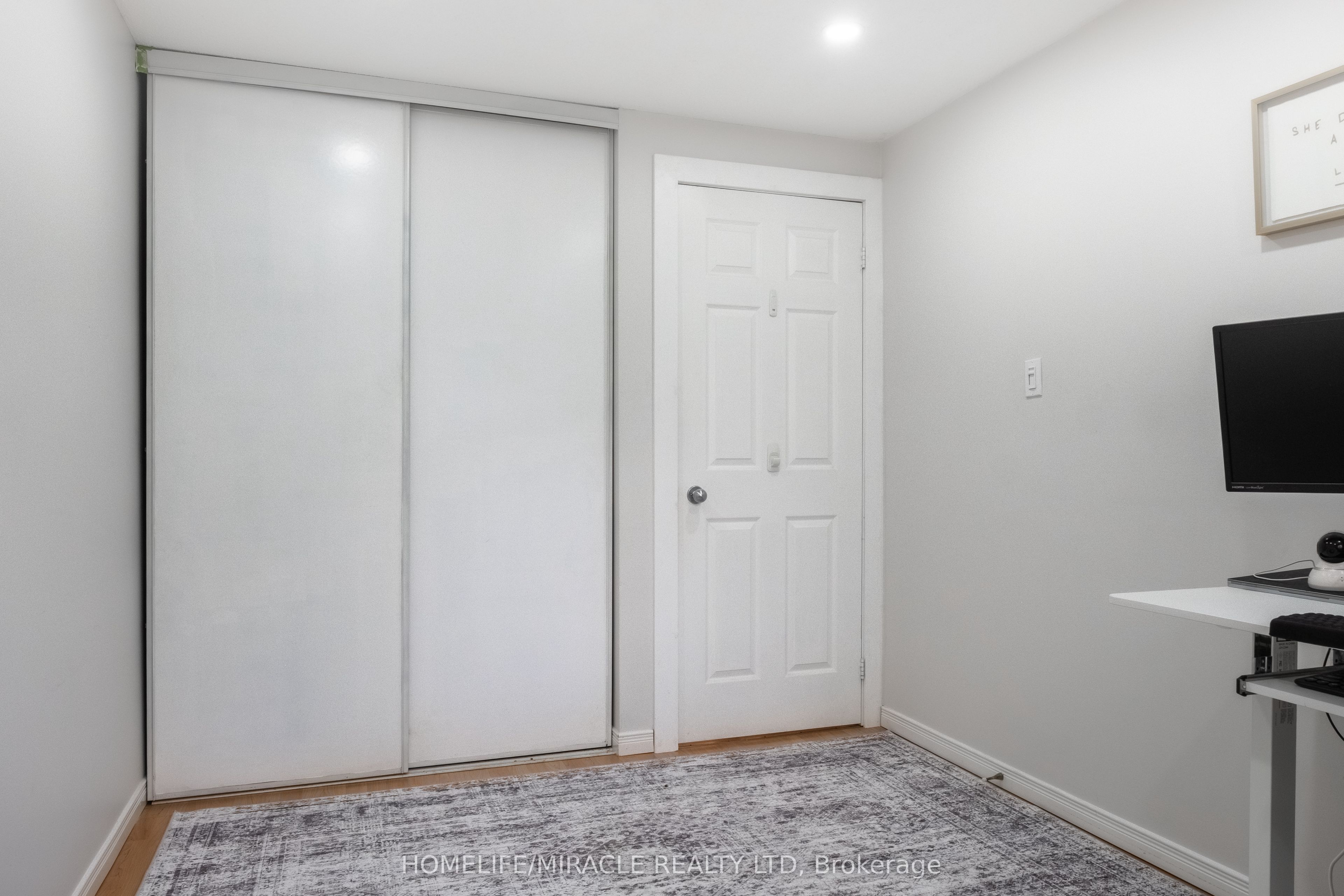 439 Bristol Crescent Property Photo 19