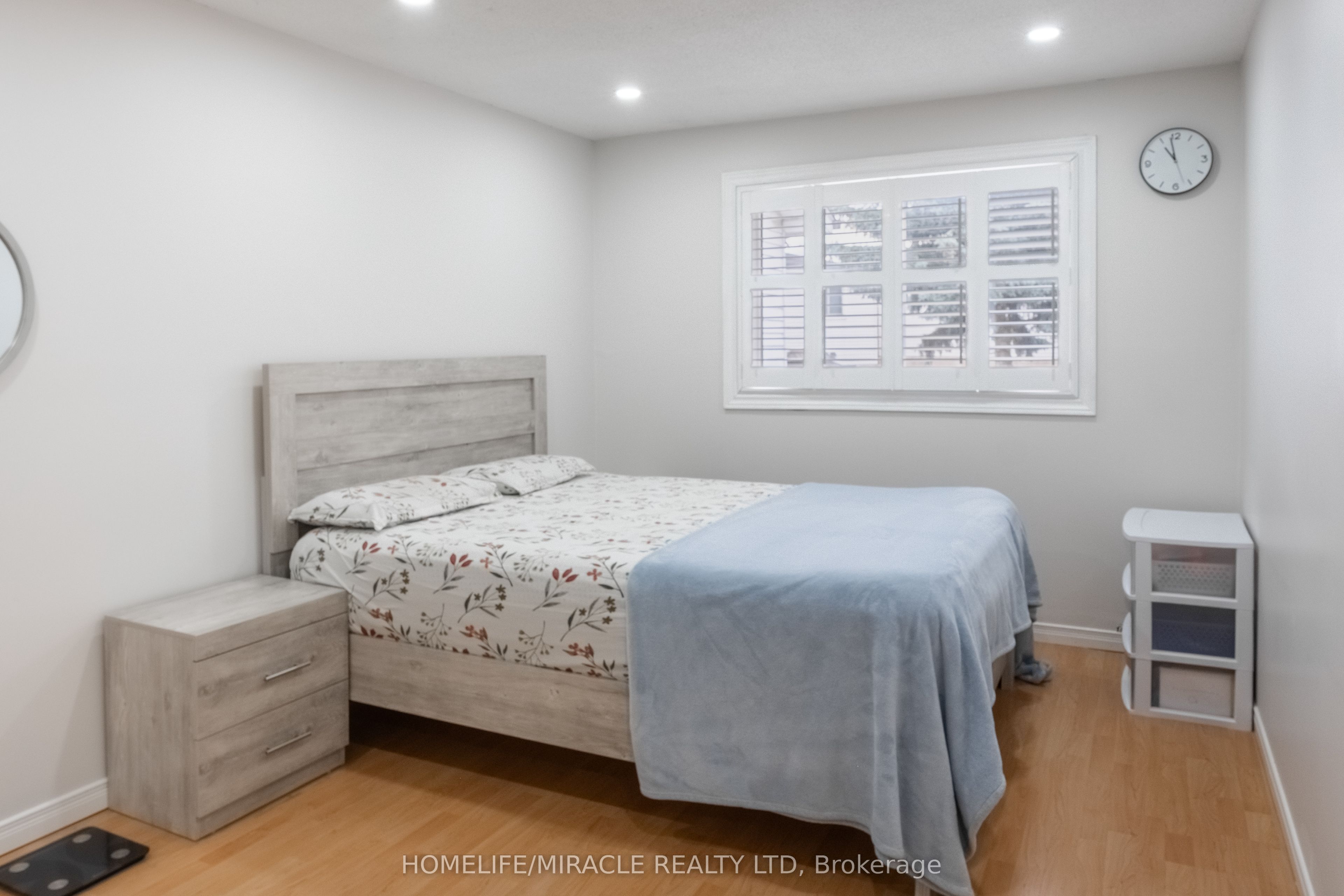 439 Bristol Crescent Property Photo 20