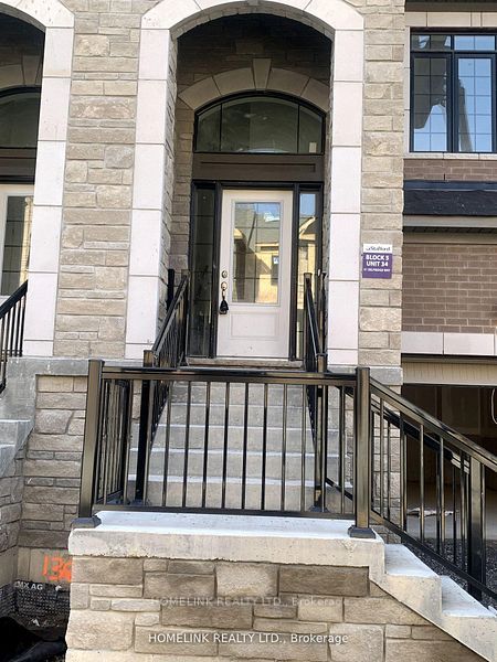 51 Selfridge Way Property Photo 1
