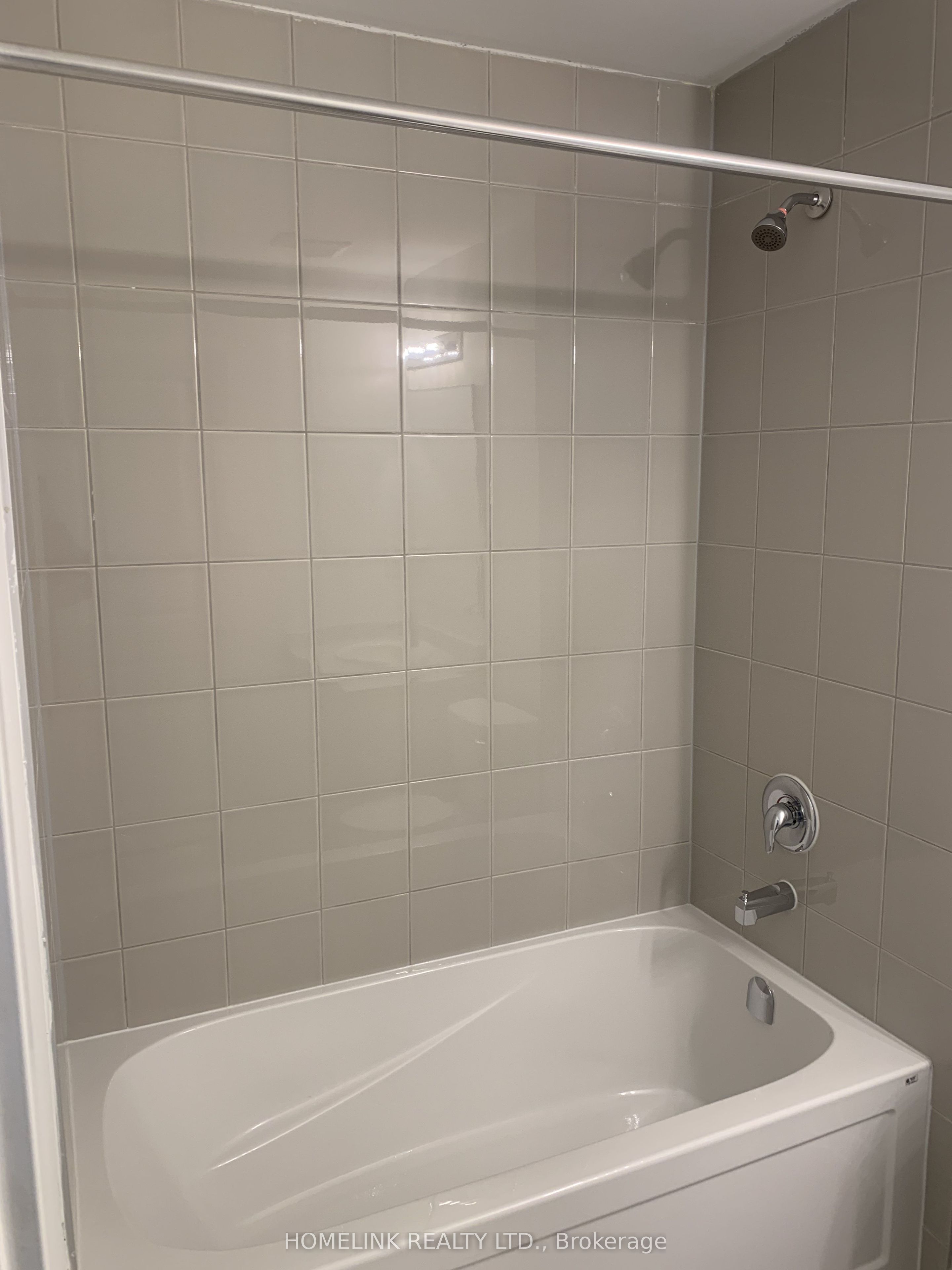 51 Selfridge Way Property Photo 9