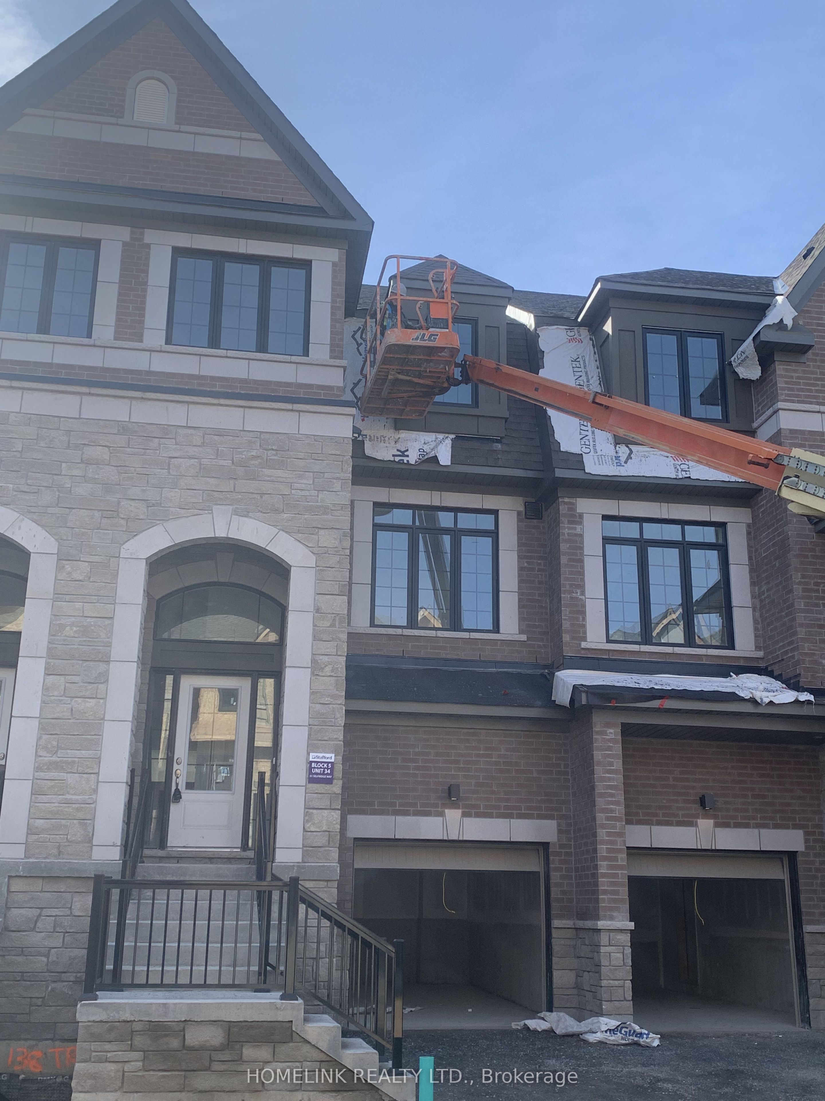 51 Selfridge Way Property Photo 13