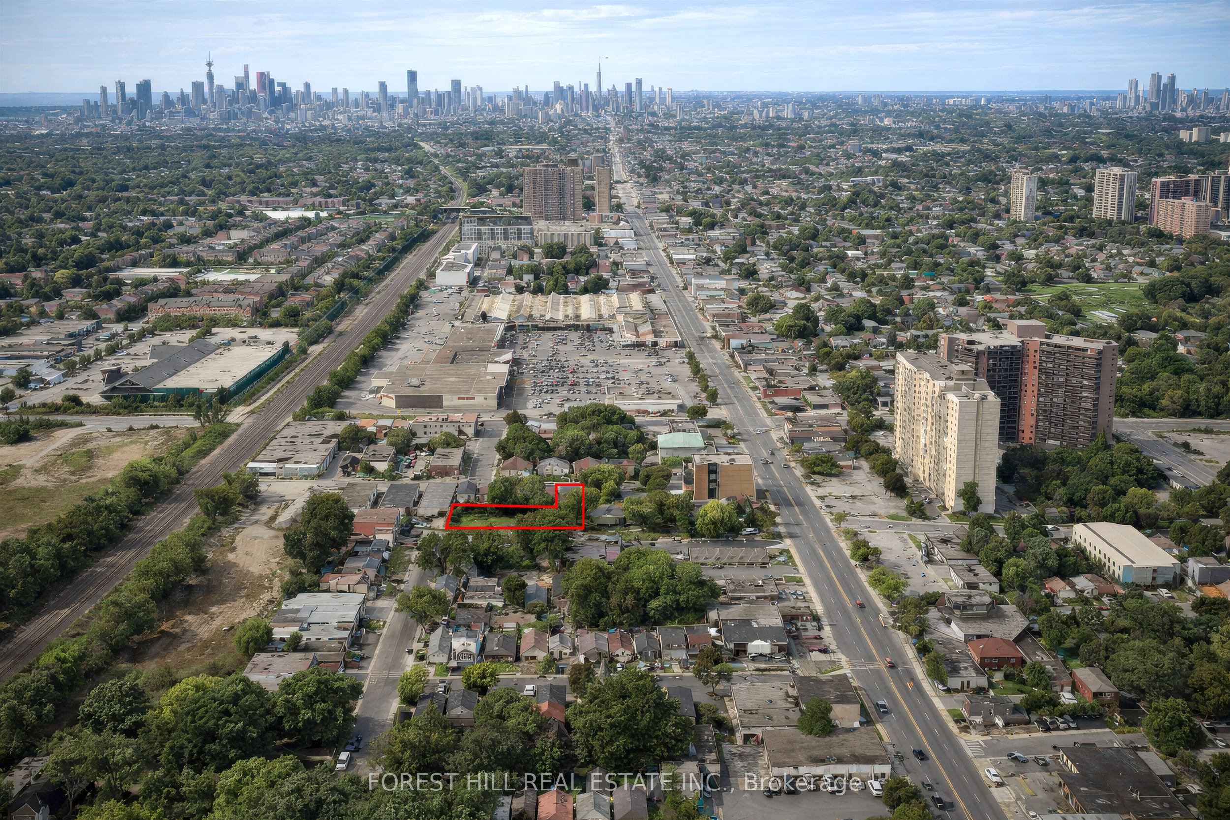 39 Thora Avenue Property Photo 21