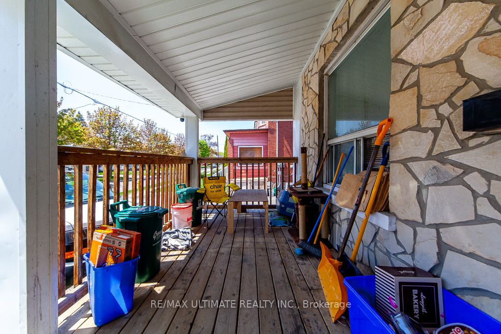 128 Elgin Street E Property Photo 5