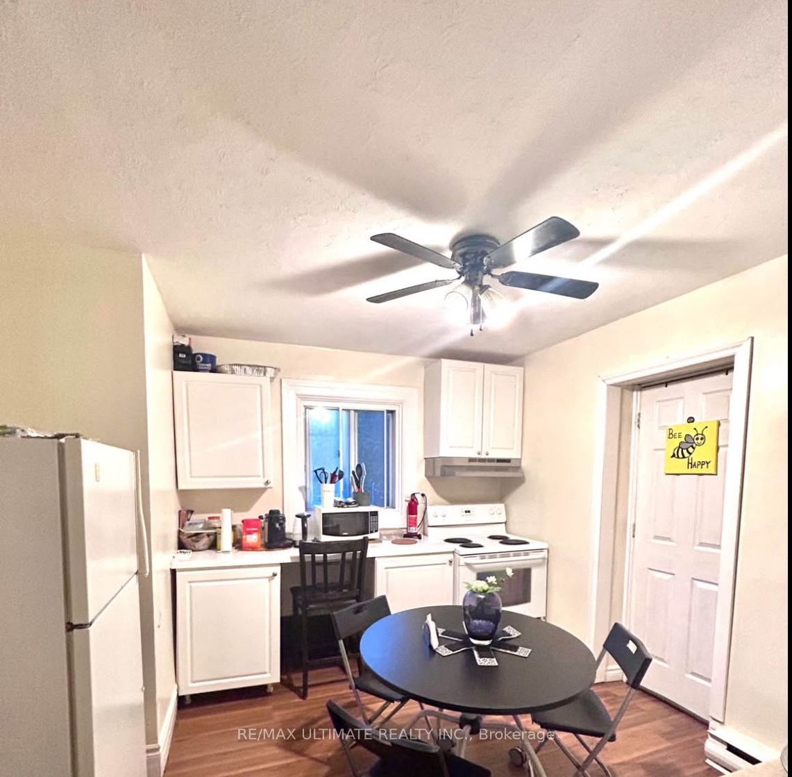 128 Elgin Street E Property Photo 8