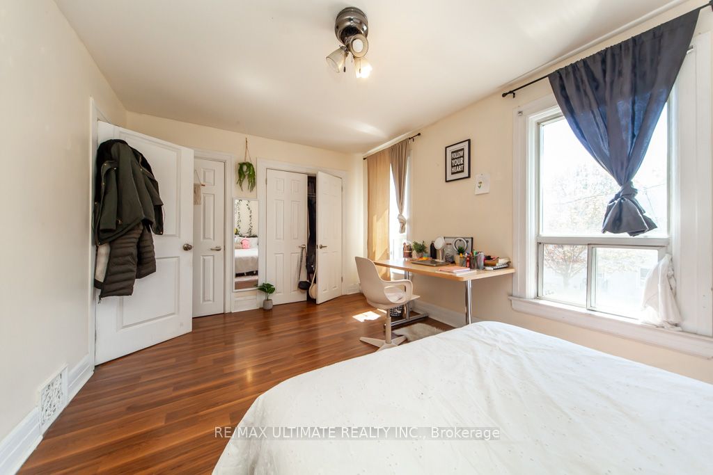 128 Elgin Street E Property Photo 19