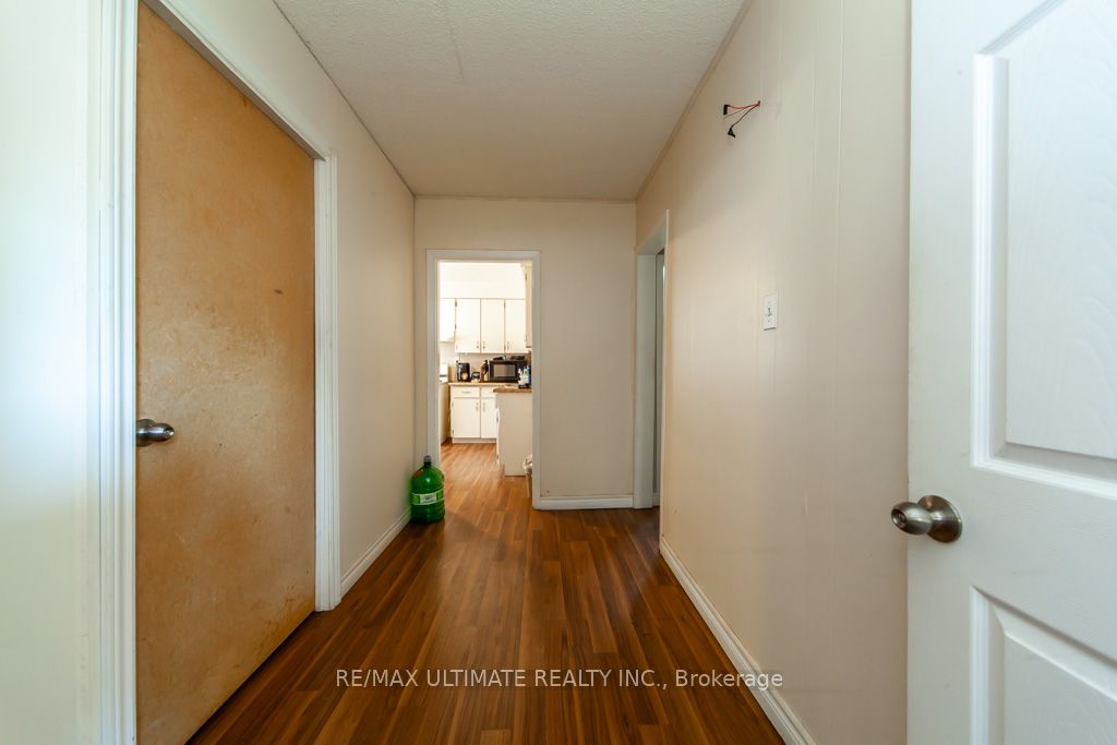 128 Elgin Street E Property Photo 28