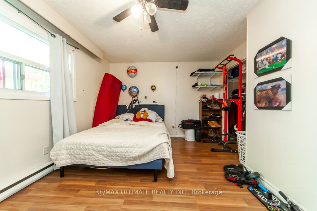 128 Elgin Street E Property Photo 35