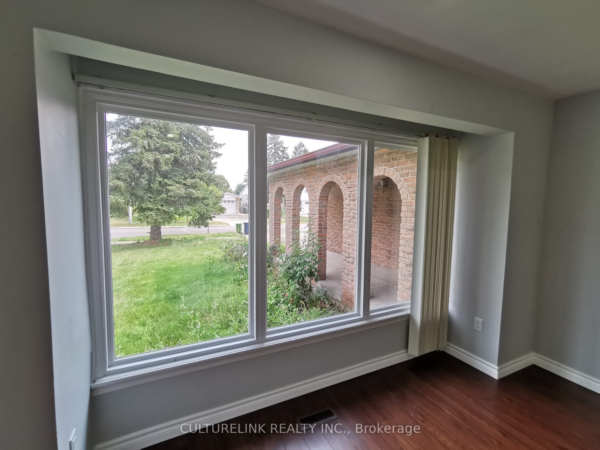 18 Westwater Drive Property Photo 10
