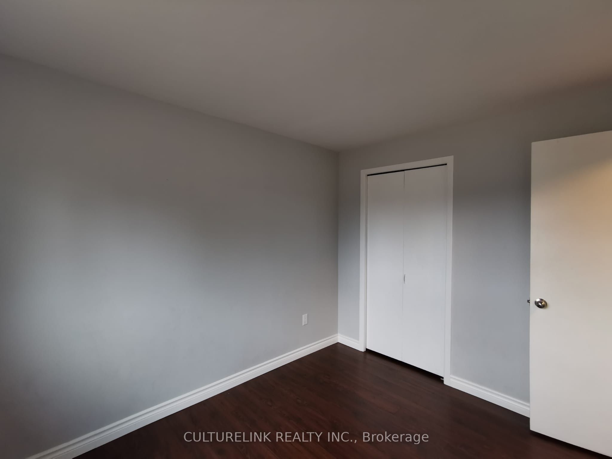 18 Westwater Drive Property Photo 13