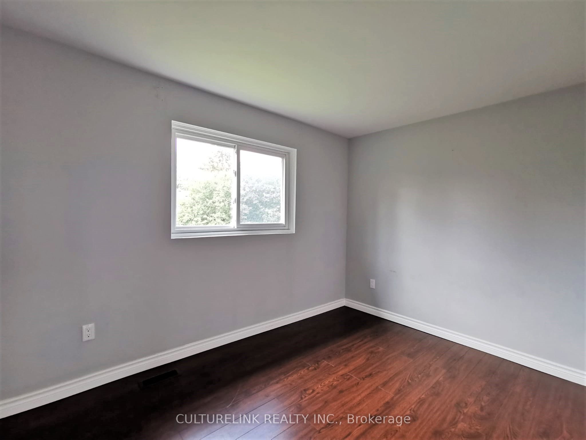18 Westwater Drive Property Photo 16
