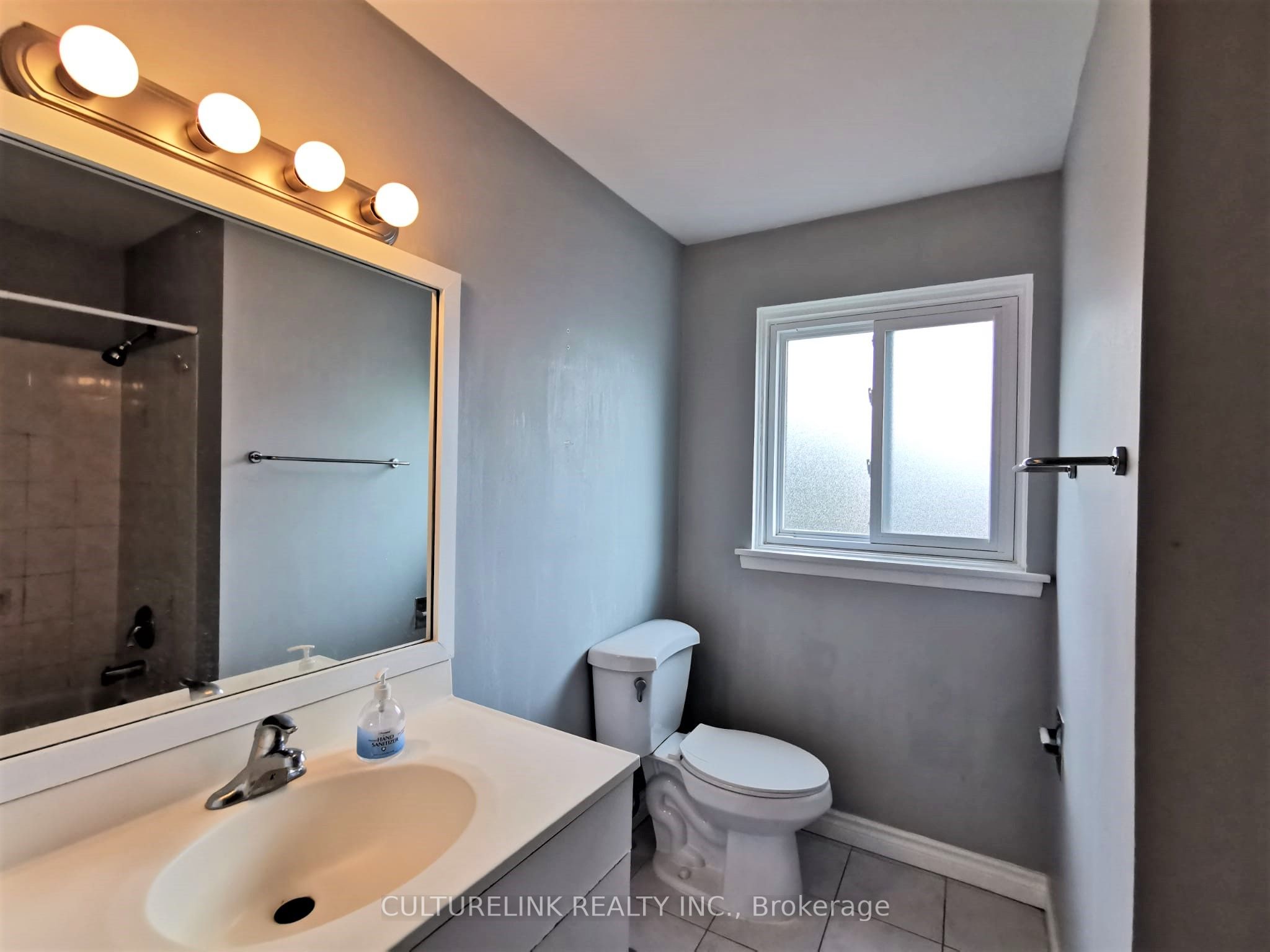 18 Westwater Drive Property Photo 18