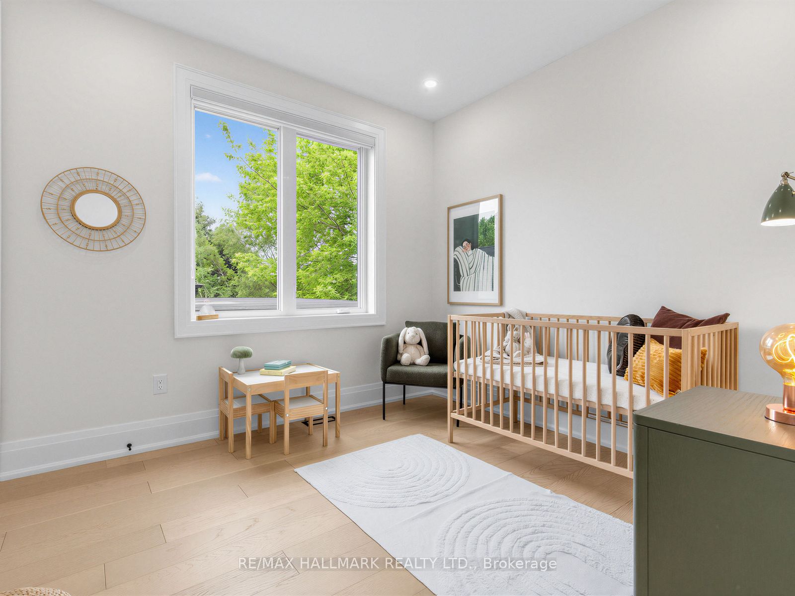 34 Roosevelt Road Property Photo 31