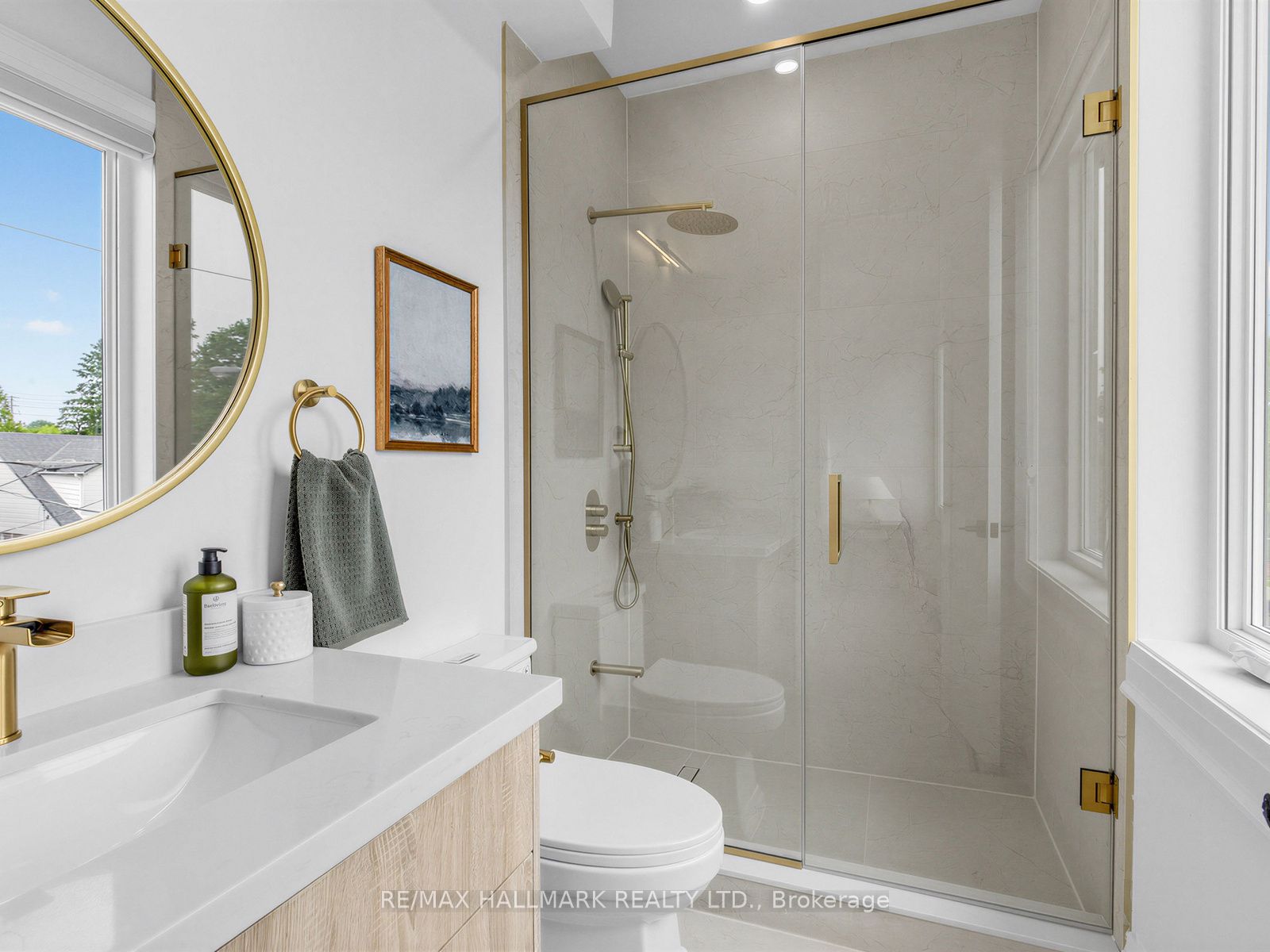 34 Roosevelt Road Property Photo 35