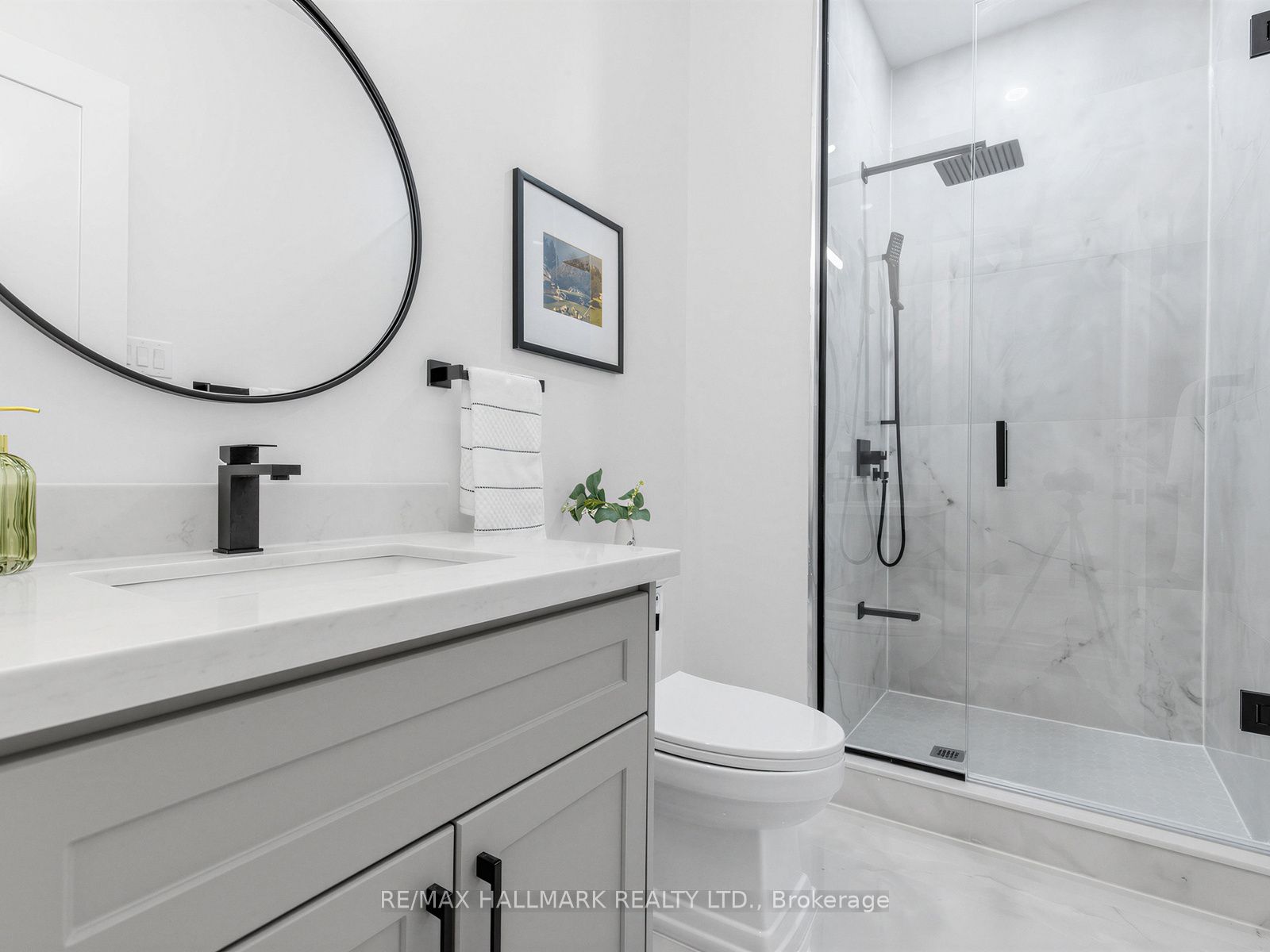 34 Roosevelt Road Property Photo 43