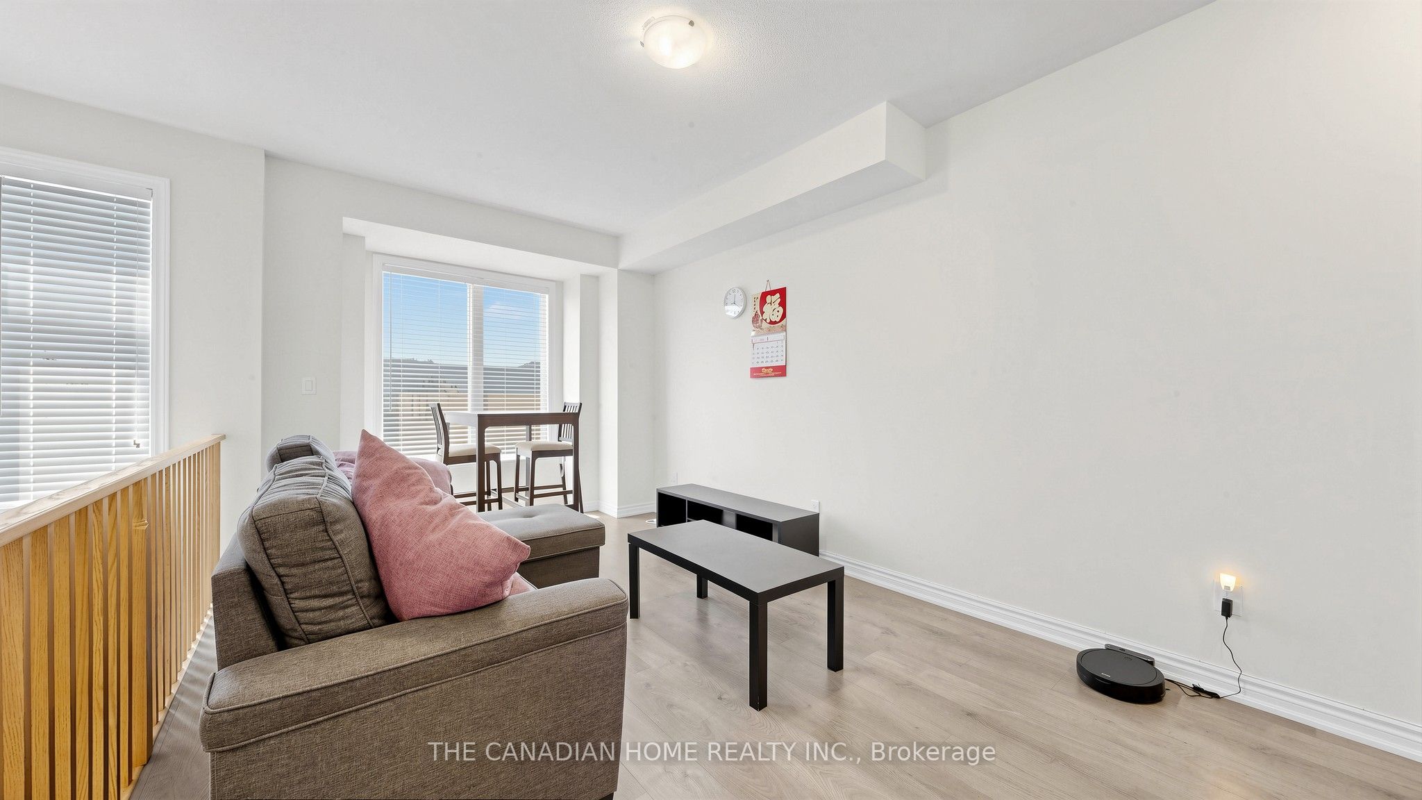 363 Okanagan Path Property Photo 7