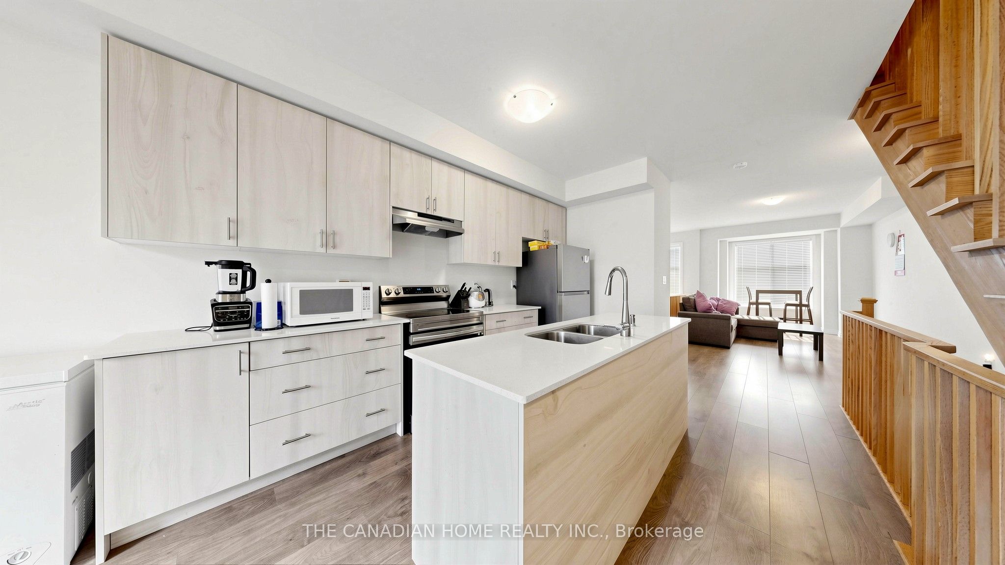 363 Okanagan Path Property Photo 14