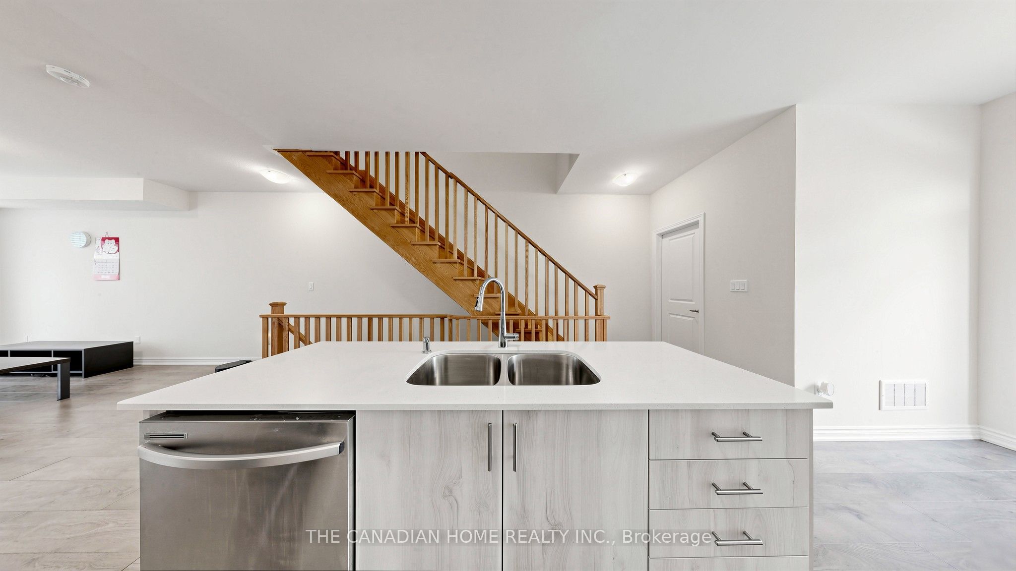 363 Okanagan Path Property Photo 17