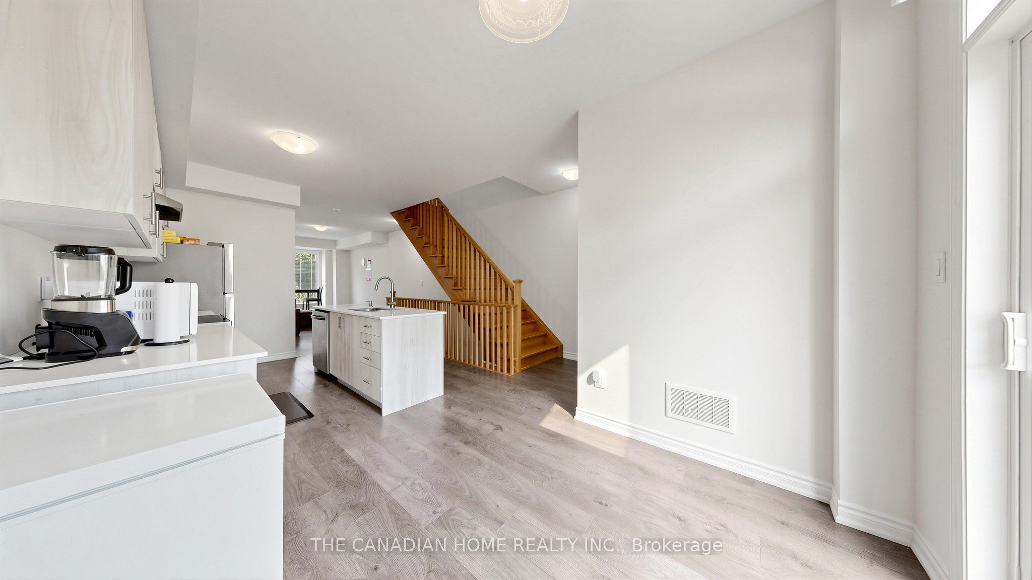 363 Okanagan Path Property Photo 20