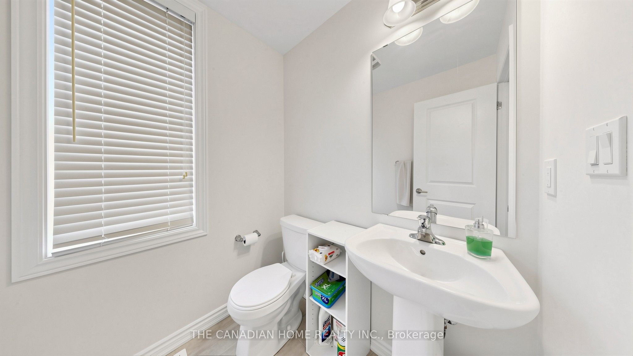 363 Okanagan Path Property Photo 23