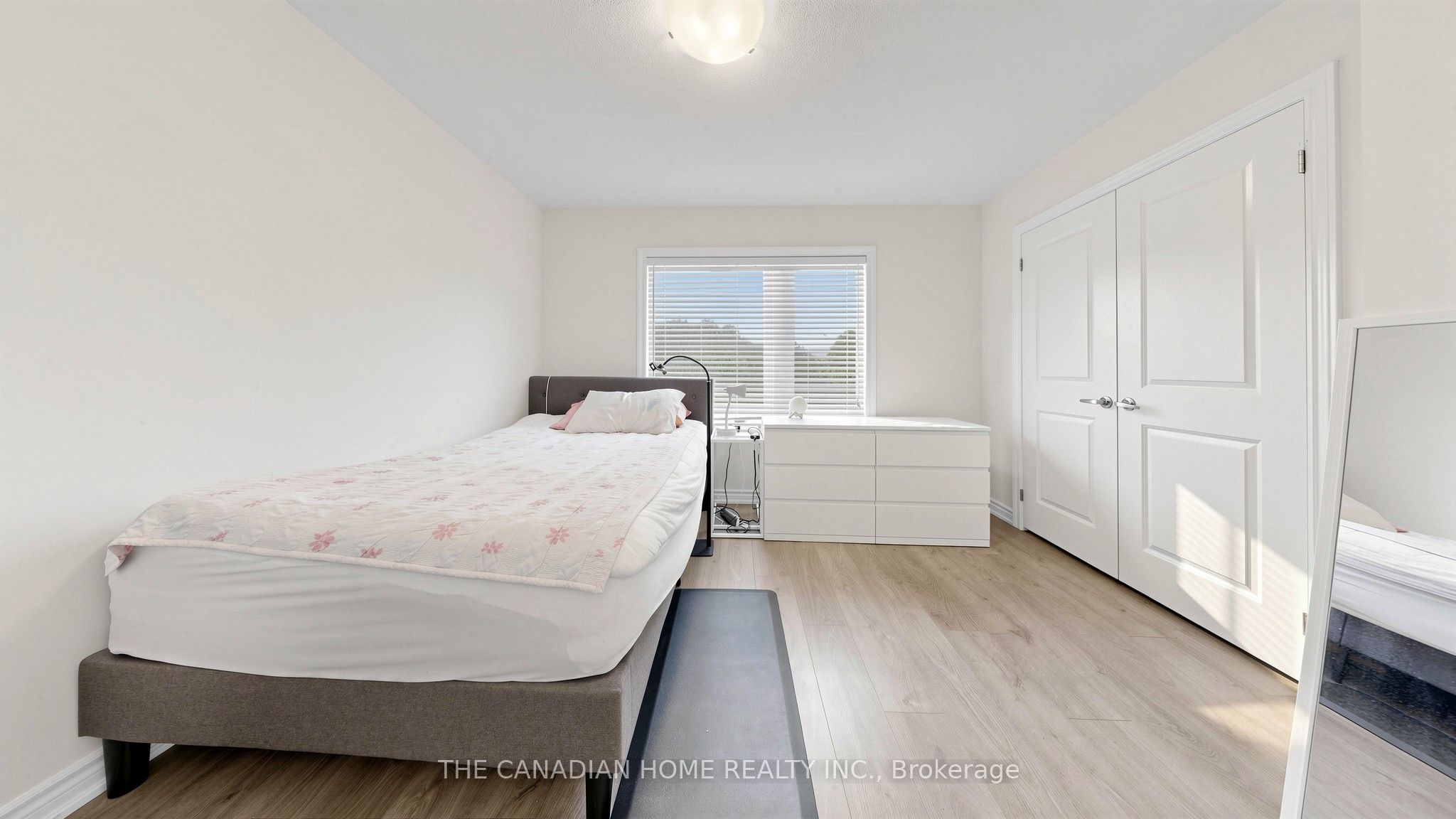 363 Okanagan Path Property Photo 27