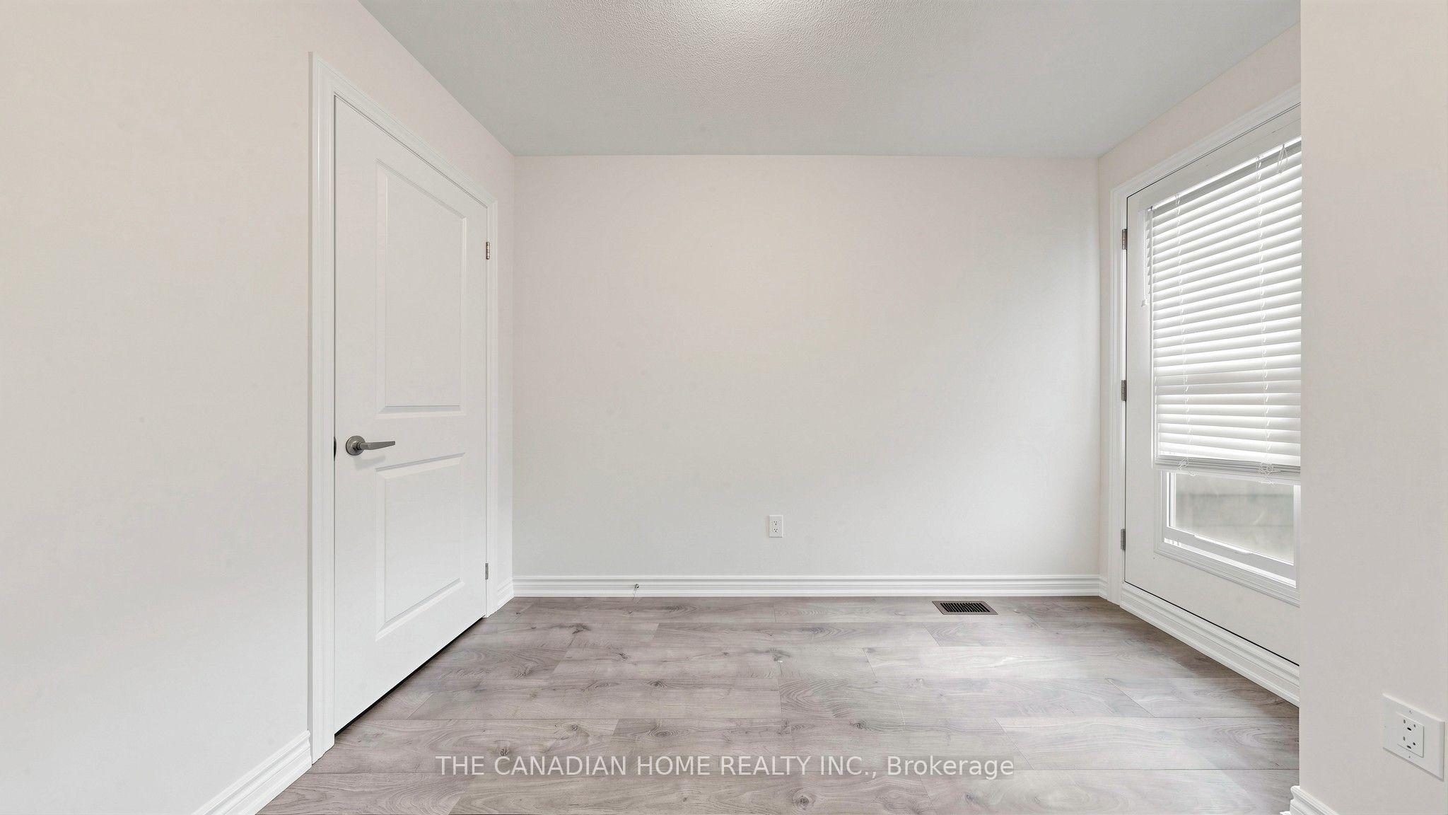 363 Okanagan Path Property Photo 36