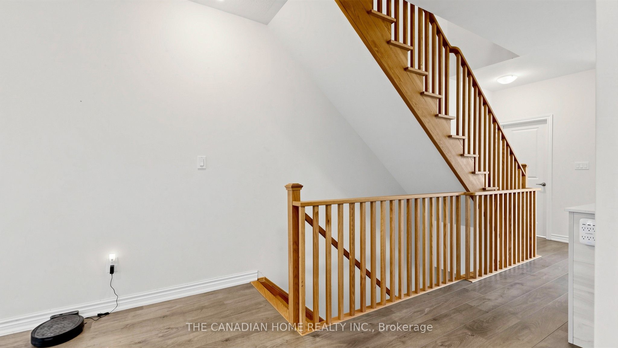 363 Okanagan Path Property Photo 41