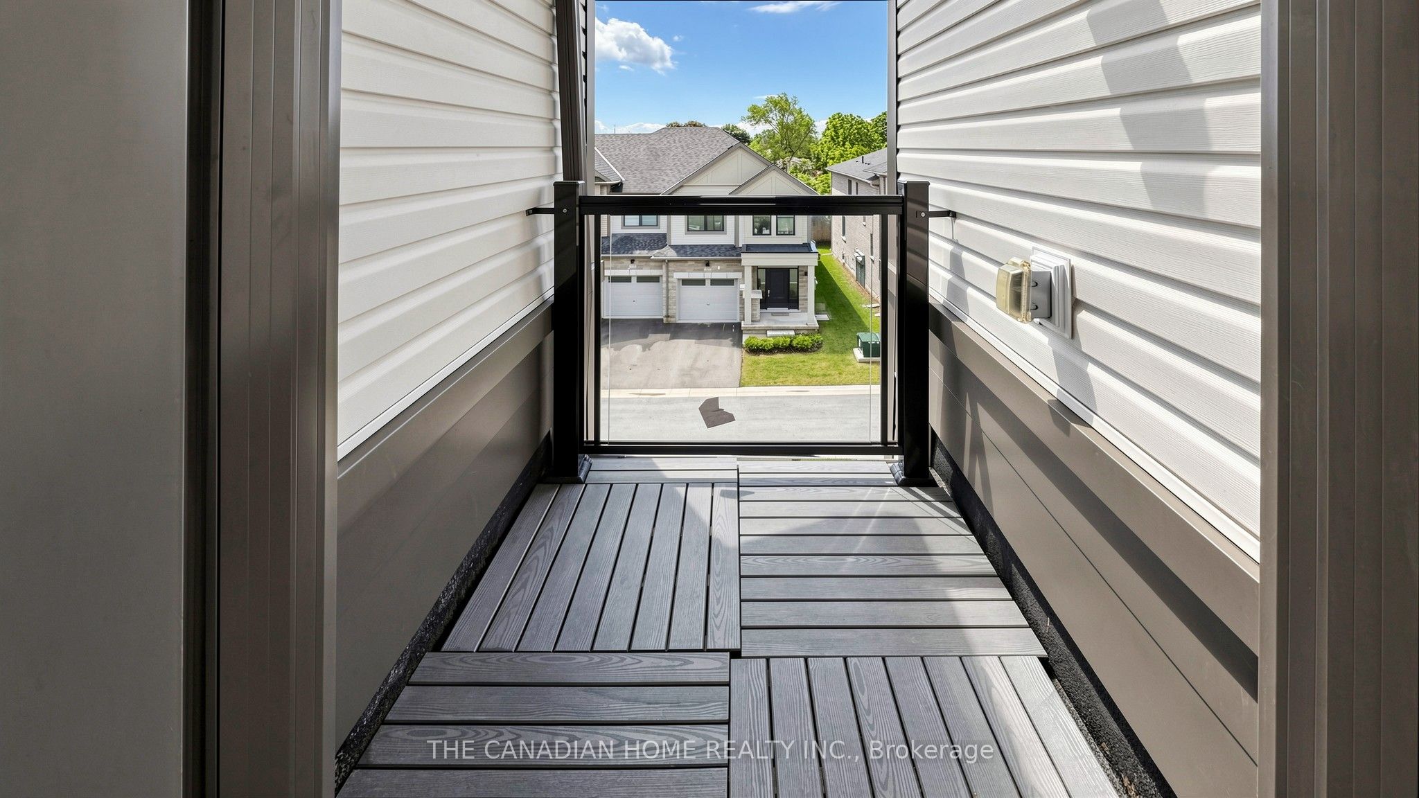 363 Okanagan Path Property Photo 46