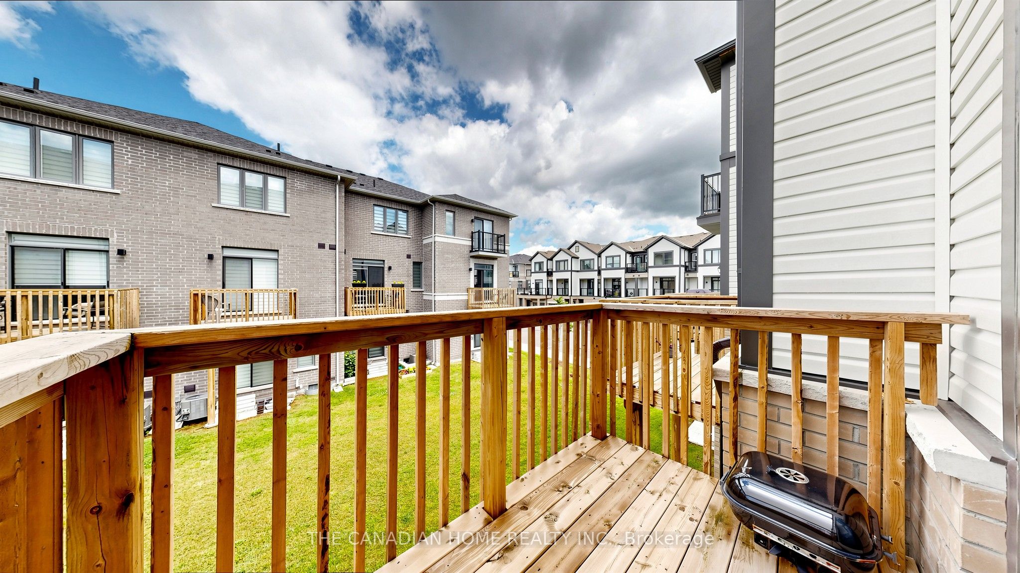 363 Okanagan Path Property Photo 47