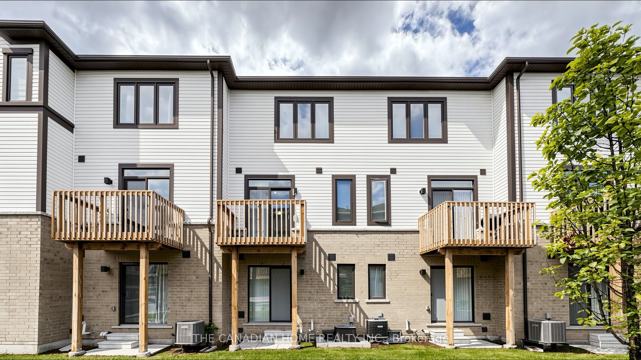 363 Okanagan Path Property Photo 49