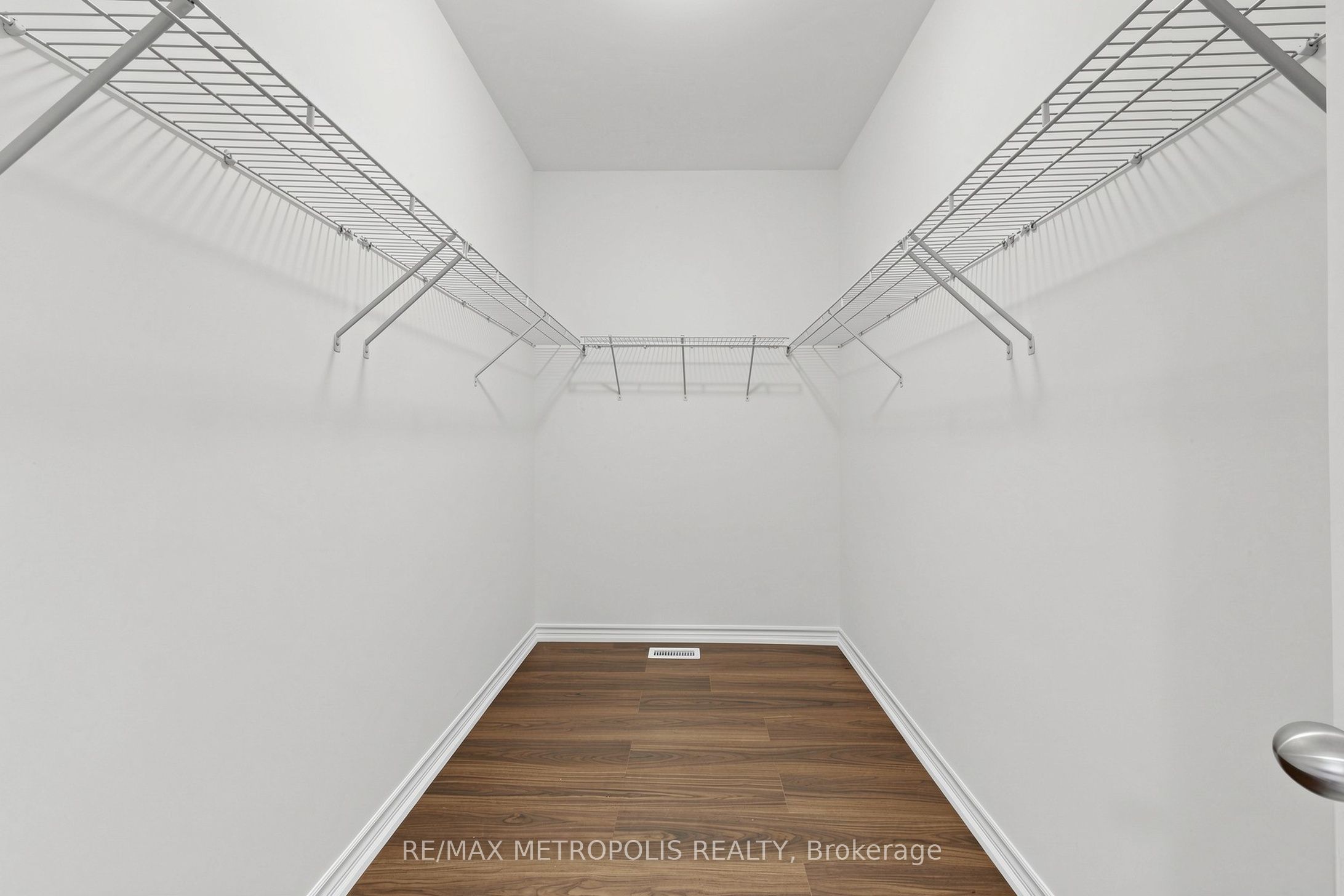 9 Caton Lane Property Photo 33