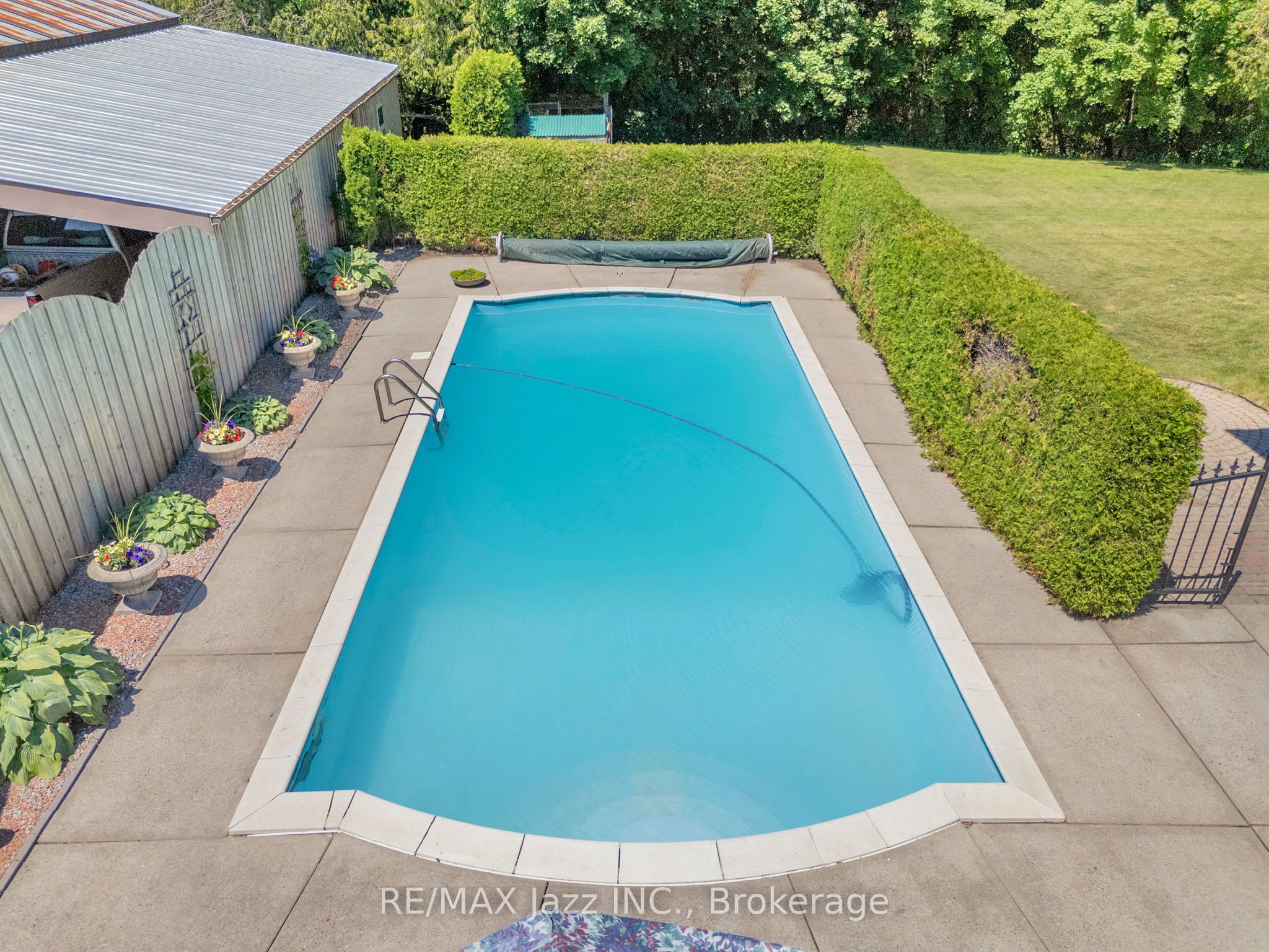 4860 Baldwin Street S Property Photo 10