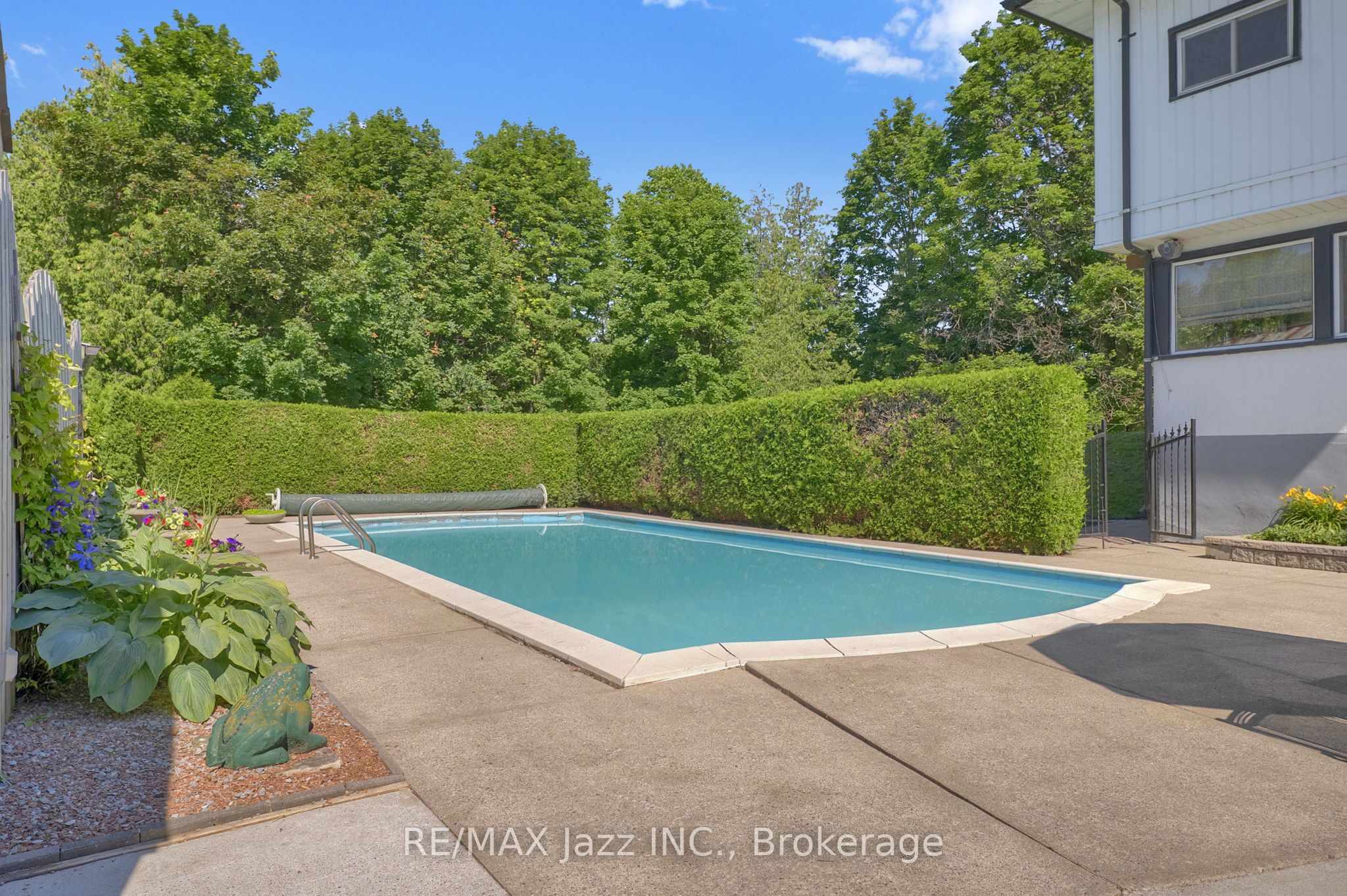 4860 Baldwin Street S Property Photo 12